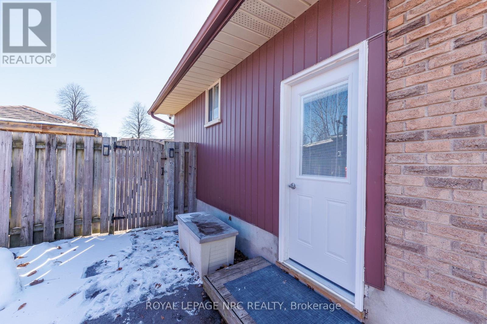 7354 North Dorset Place, Niagara Falls, Ontario  L2J 3T4 - Photo 47 - X12847008