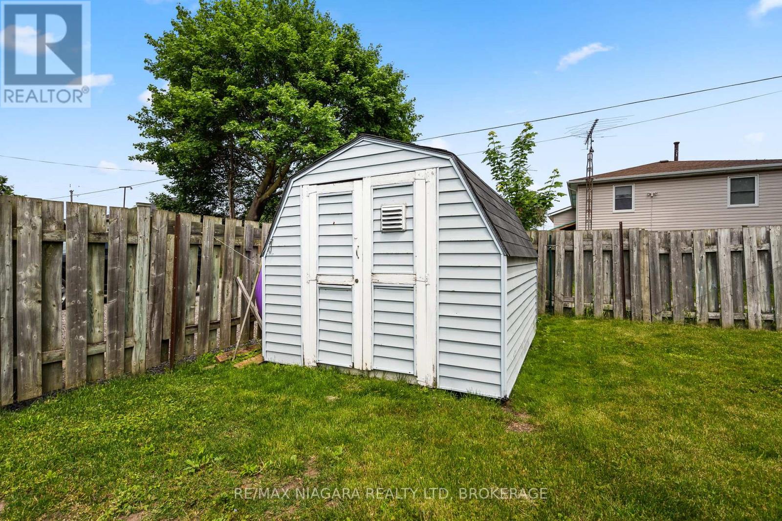 39 Pine Street, Port Colborne, Ontario  L3K 3N6 - Photo 24 - X12847070