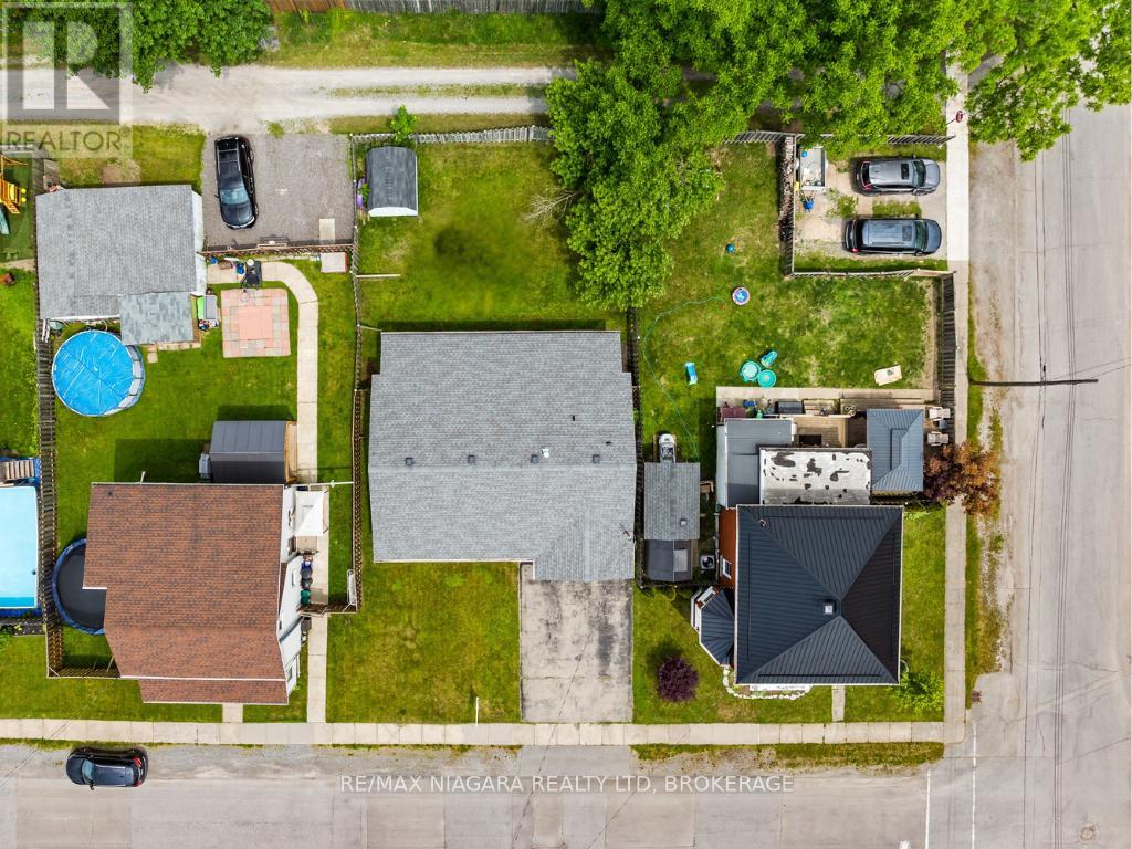 39 Pine Street, Port Colborne, Ontario  L3K 3N6 - Photo 26 - X12847070