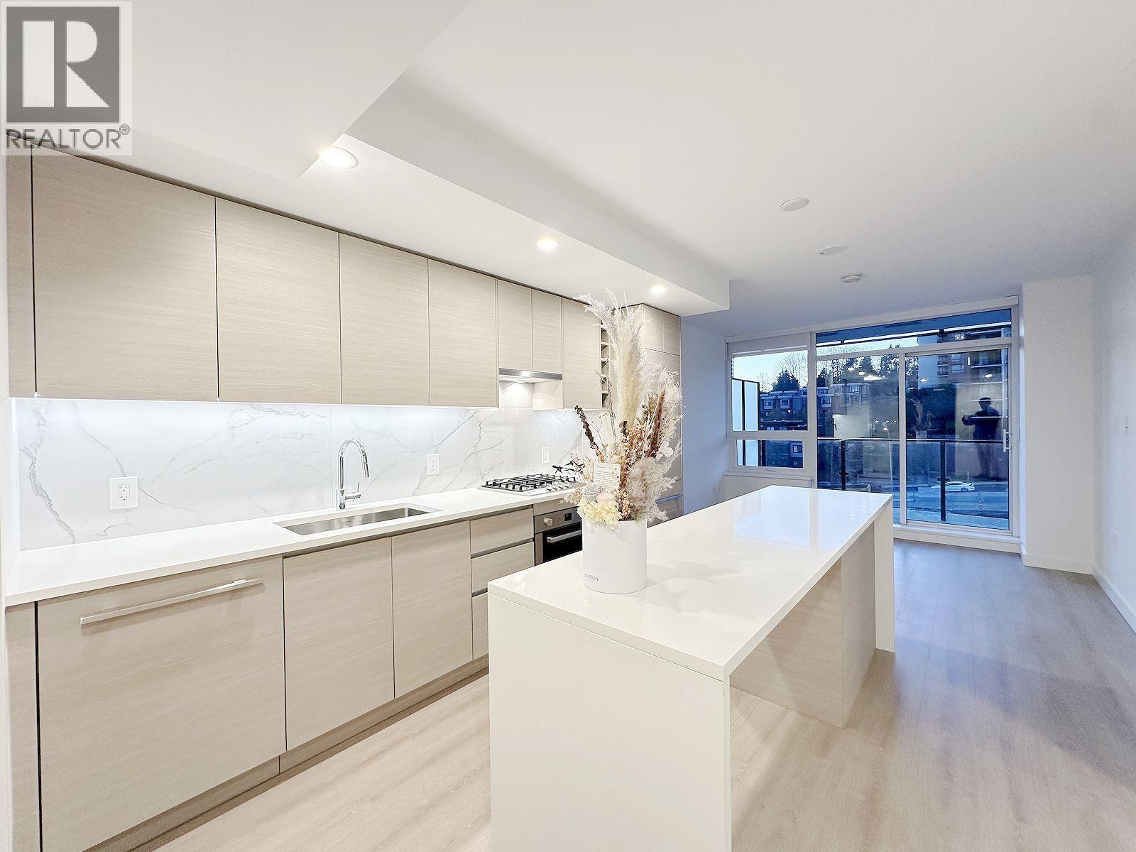 804 823 Carnarvon Street, New Westminster, British Columbia  V3M 0N5 - Photo 1 - R3095623