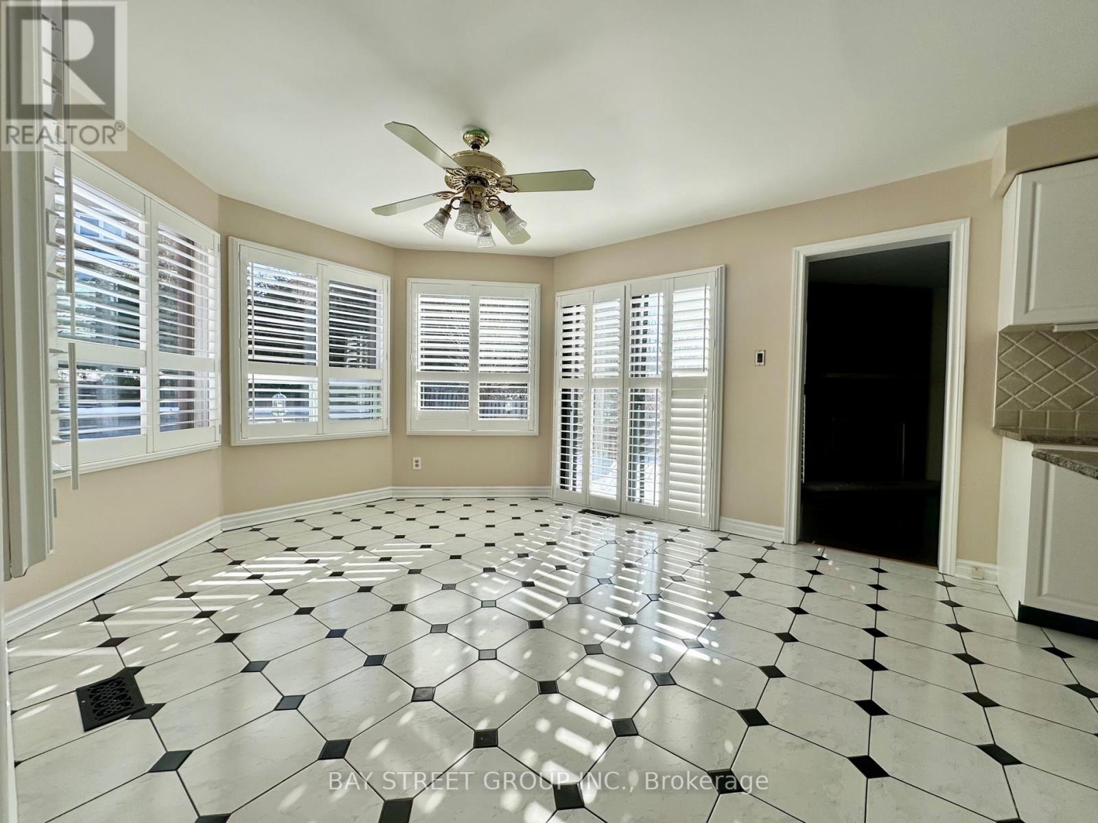 7 Delancey Crescent, Markham (Markville), Ontario  L3P 7C9 - Photo 5 - N12847038