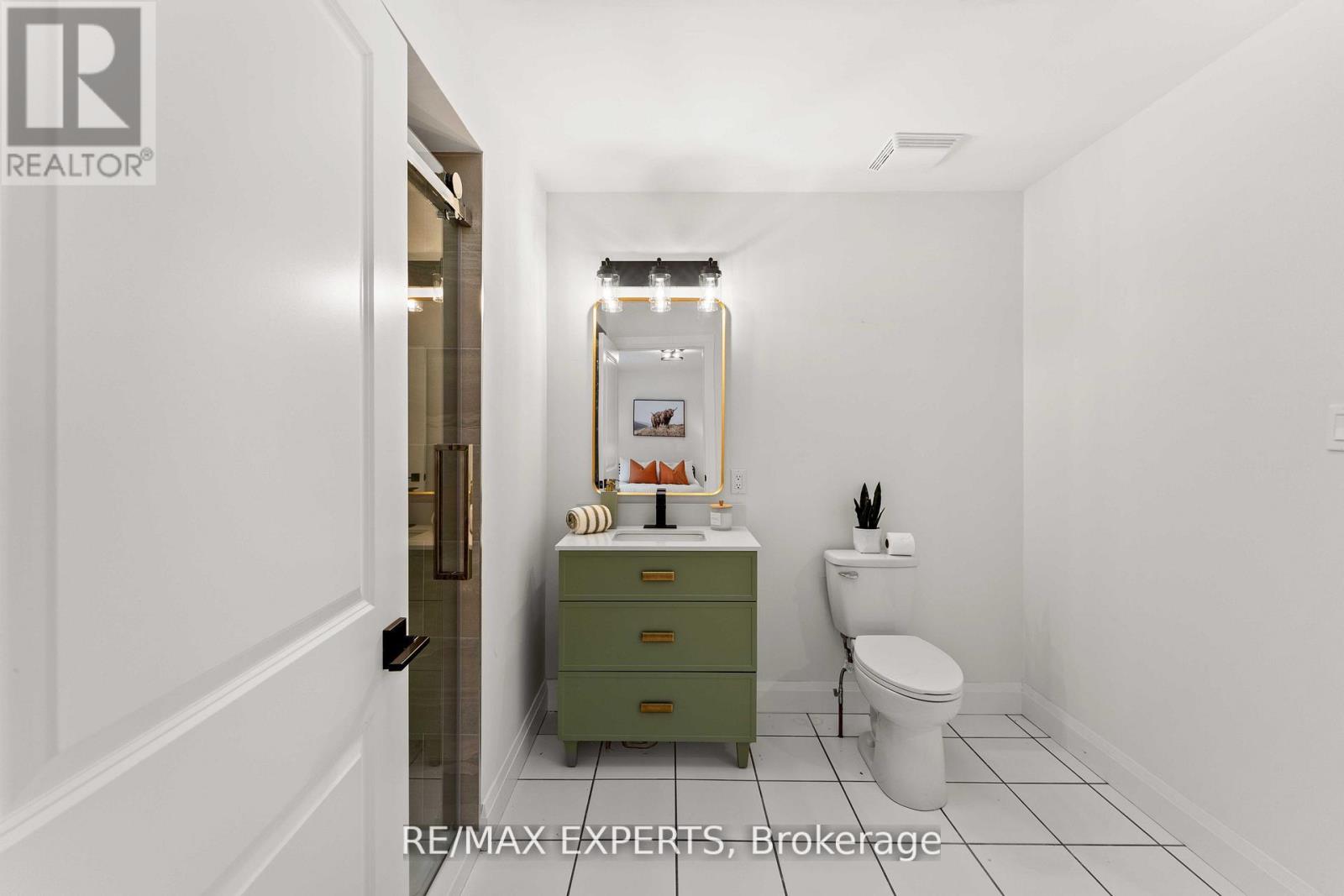 353 Walter Drive, Georgina, Ontario  L4P 3A8 - Photo 22 - N12811376