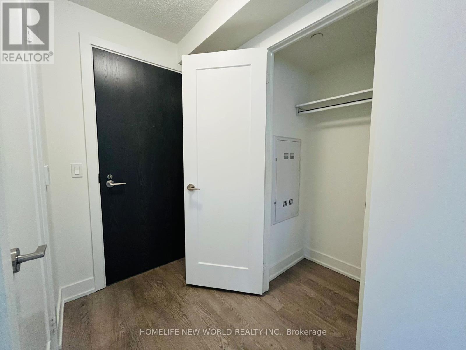 1522 - 9 Mabelle Avenue, Toronto, Ontario  M9A 4Y1 - Photo 5 - W12847046