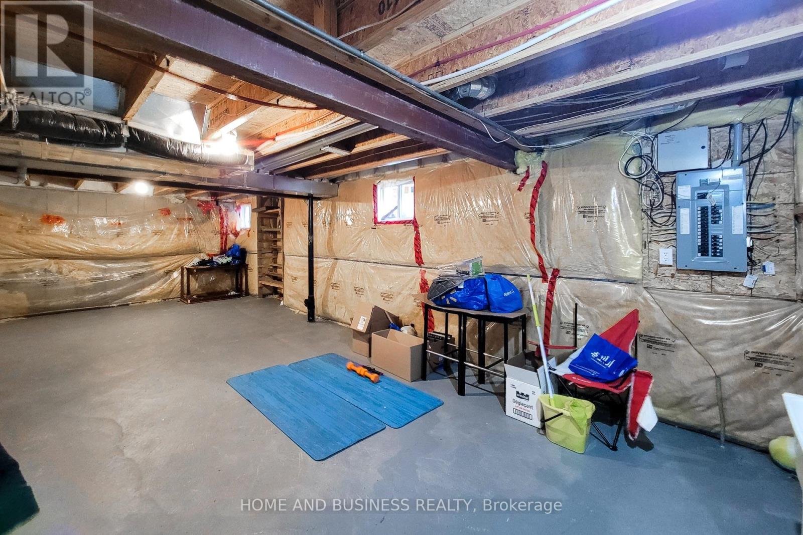 913 Mcewan Drive, Milton, Ontario  L9T 0L4 - Photo 32 - W12847062