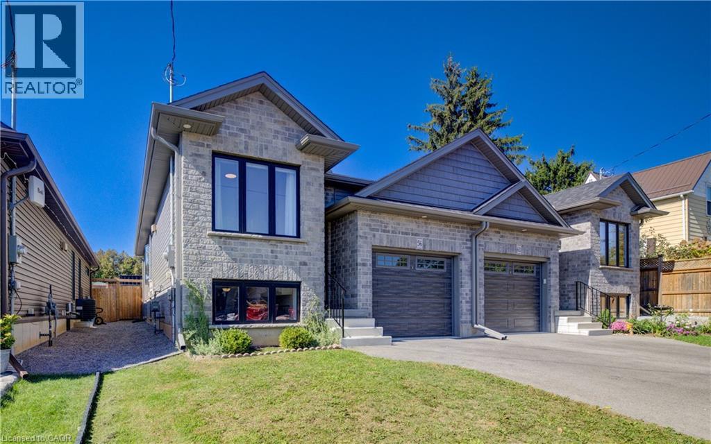 56 NORFOLK Street, Waterford, Ontario