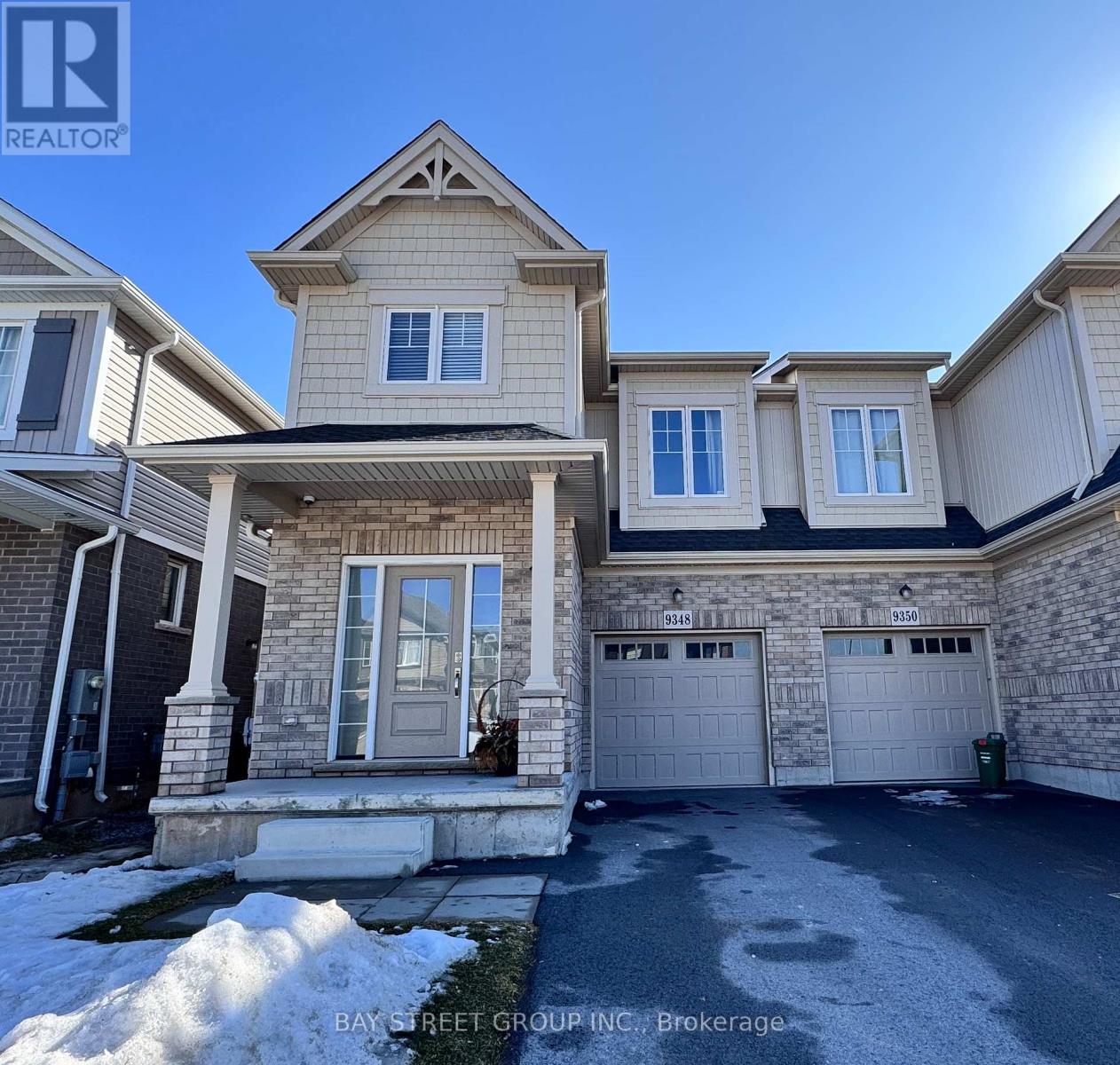 9348 White Oak Avenue, Niagara Falls, Ontario  L2G 3P6 - Photo 2 - X12847060