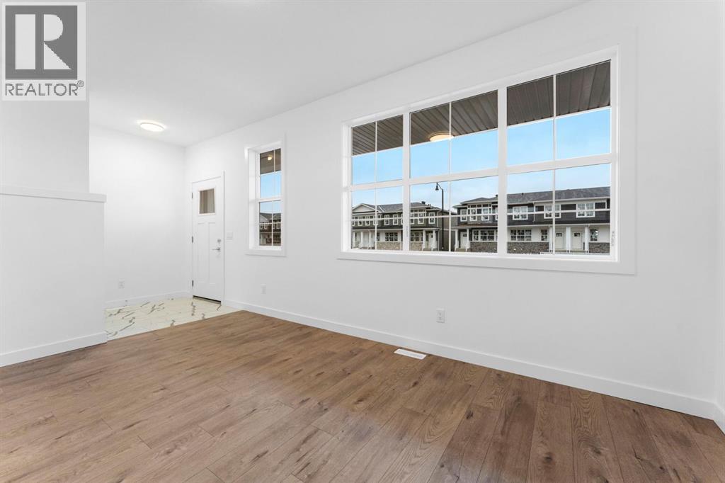 277 Dawson Way, Chestermere, Alberta  T1X 2R7 - Photo 4 - A2272700