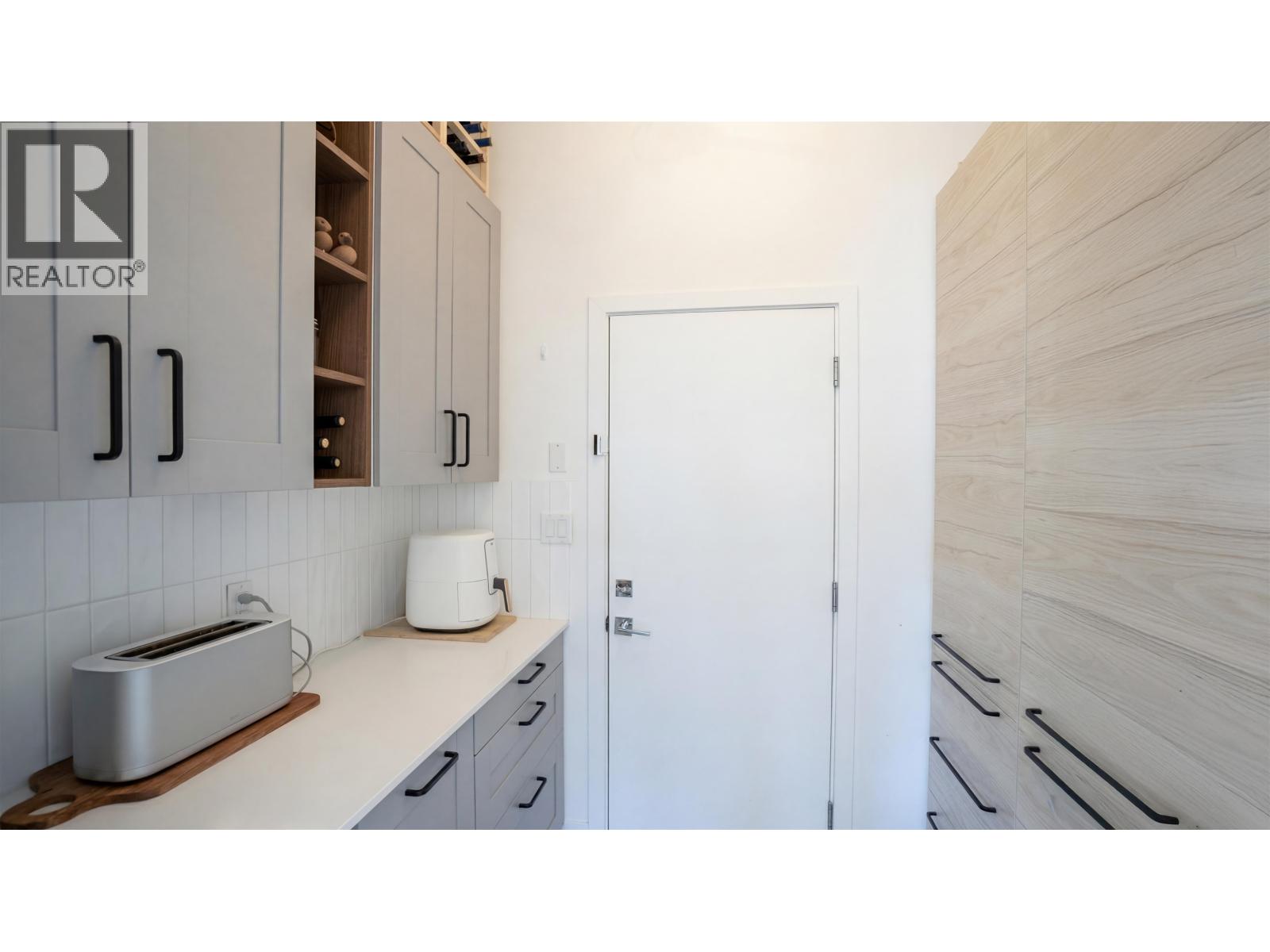 39212 Cardinal Drive, Squamish, British Columbia  V8B 0V3 - Photo 8 - R3096288