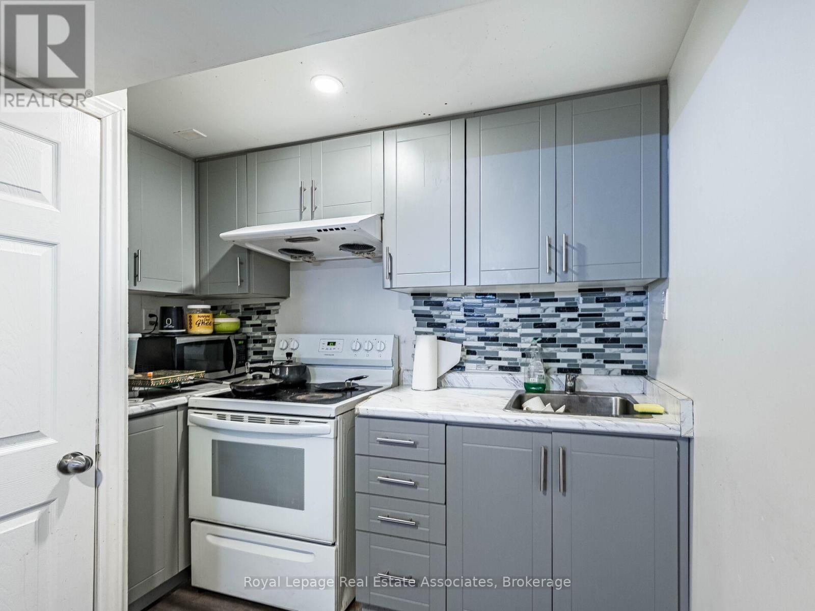 19 Gatwick Lane, Brampton, Ontario  L6S 2E4 - Photo 29 - W12844500