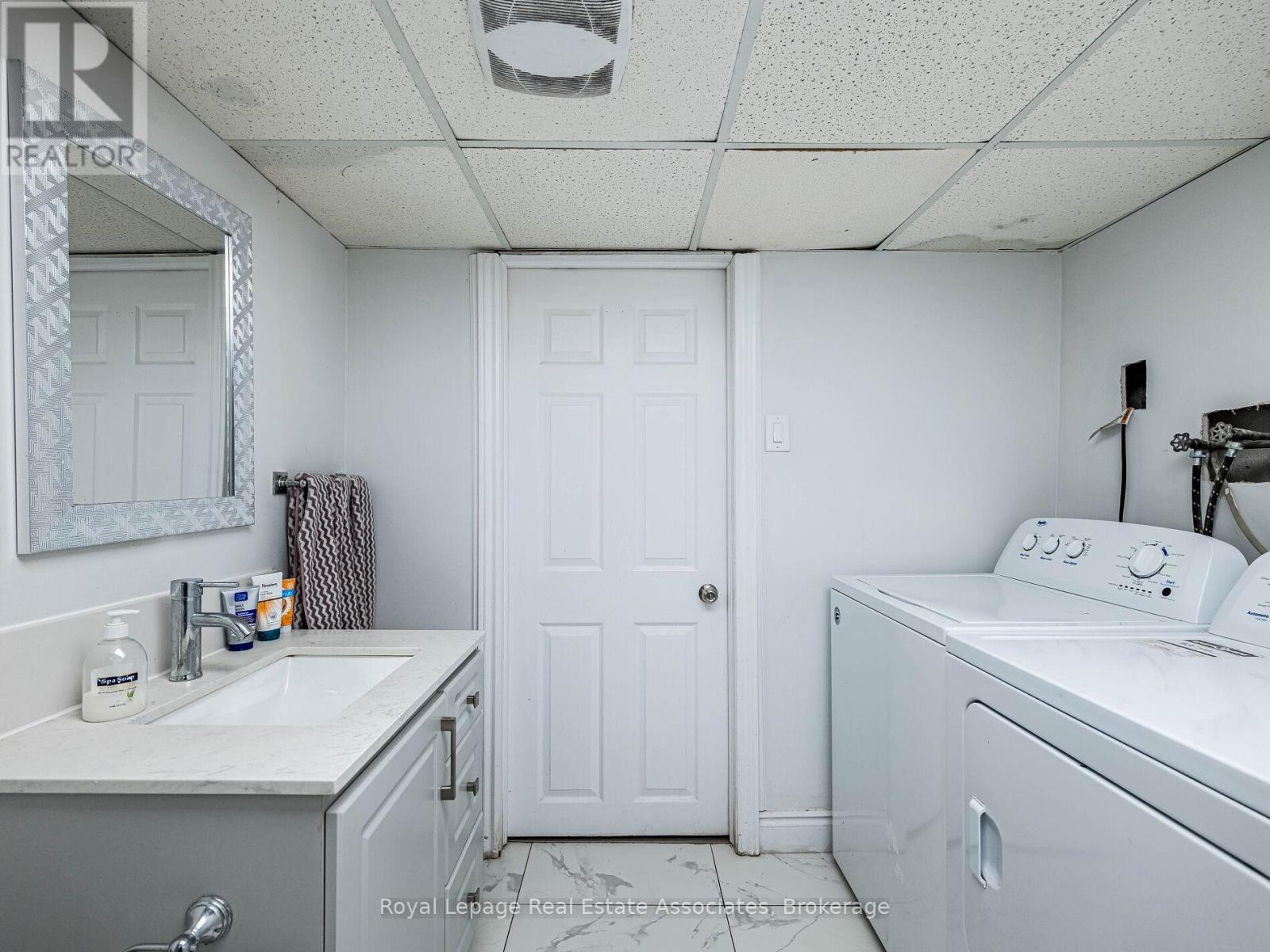 19 Gatwick Lane, Brampton, Ontario  L6S 2E4 - Photo 36 - W12844500