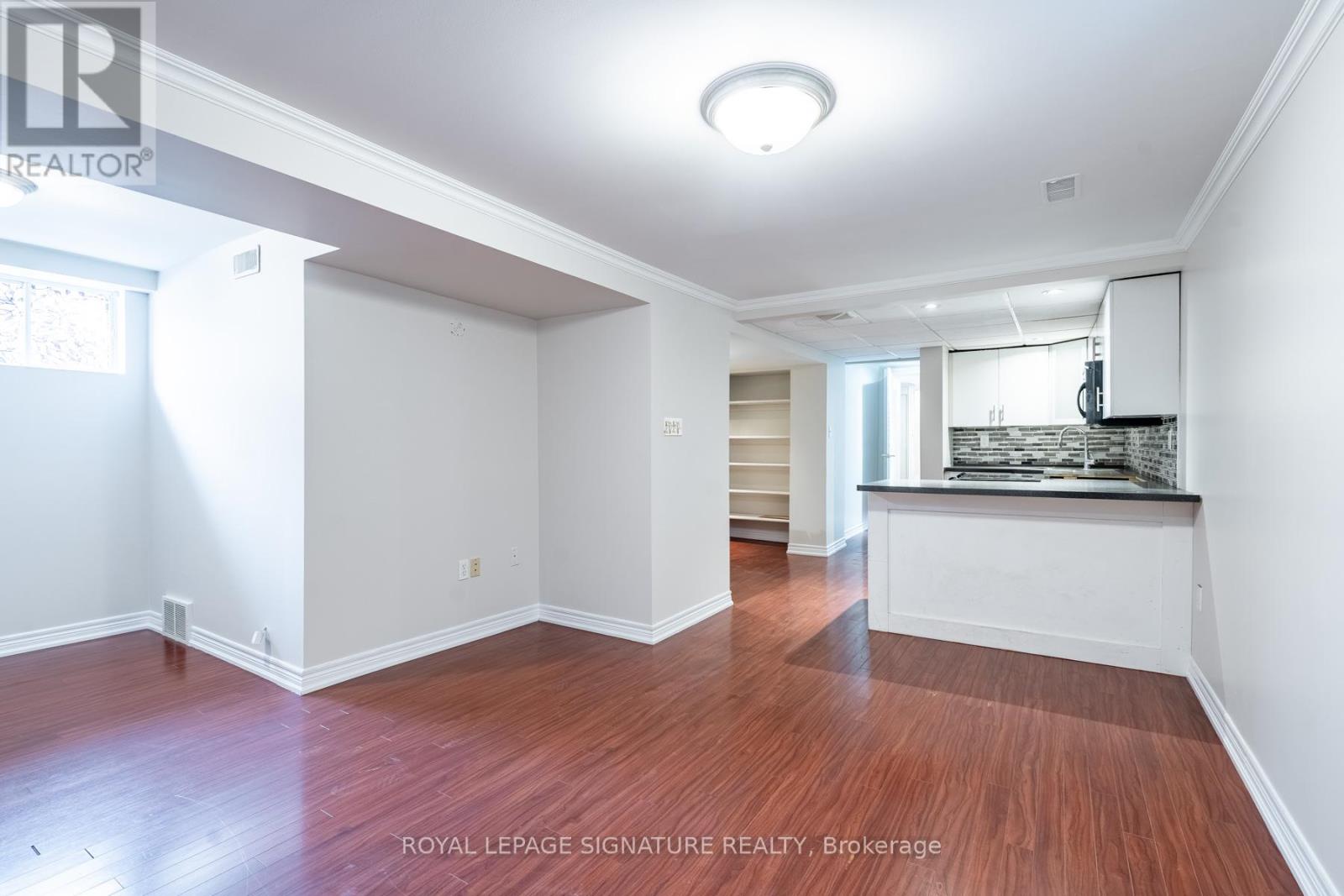 Bmst - 96 Charlotte Avenue, Hamilton, Ontario  L8K 4V2 - Photo 13 - X12846872