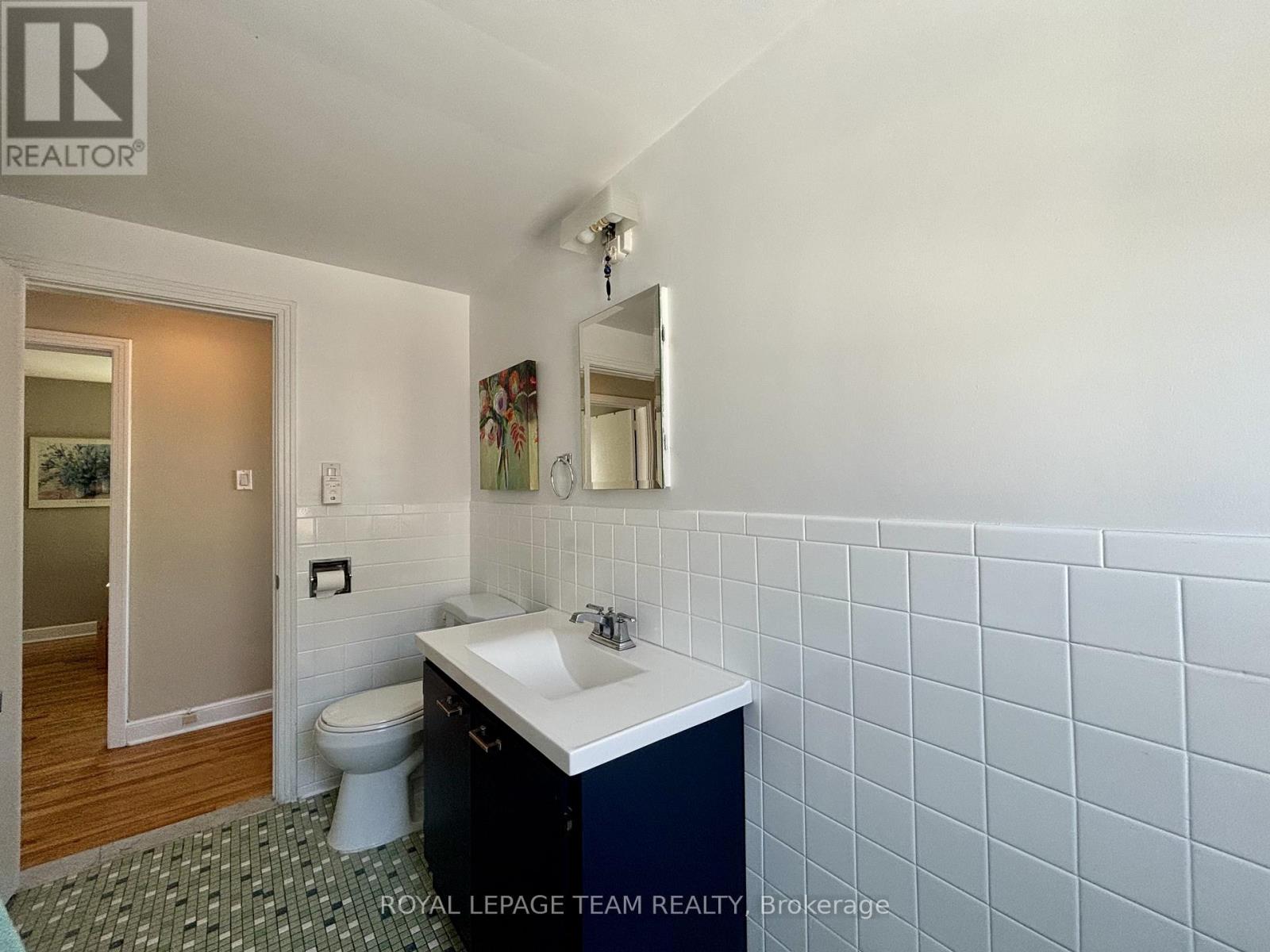 1052 Fisher Avenue, Ottawa, Ontario  K1Z 6P6 - Photo 24 - X12654506