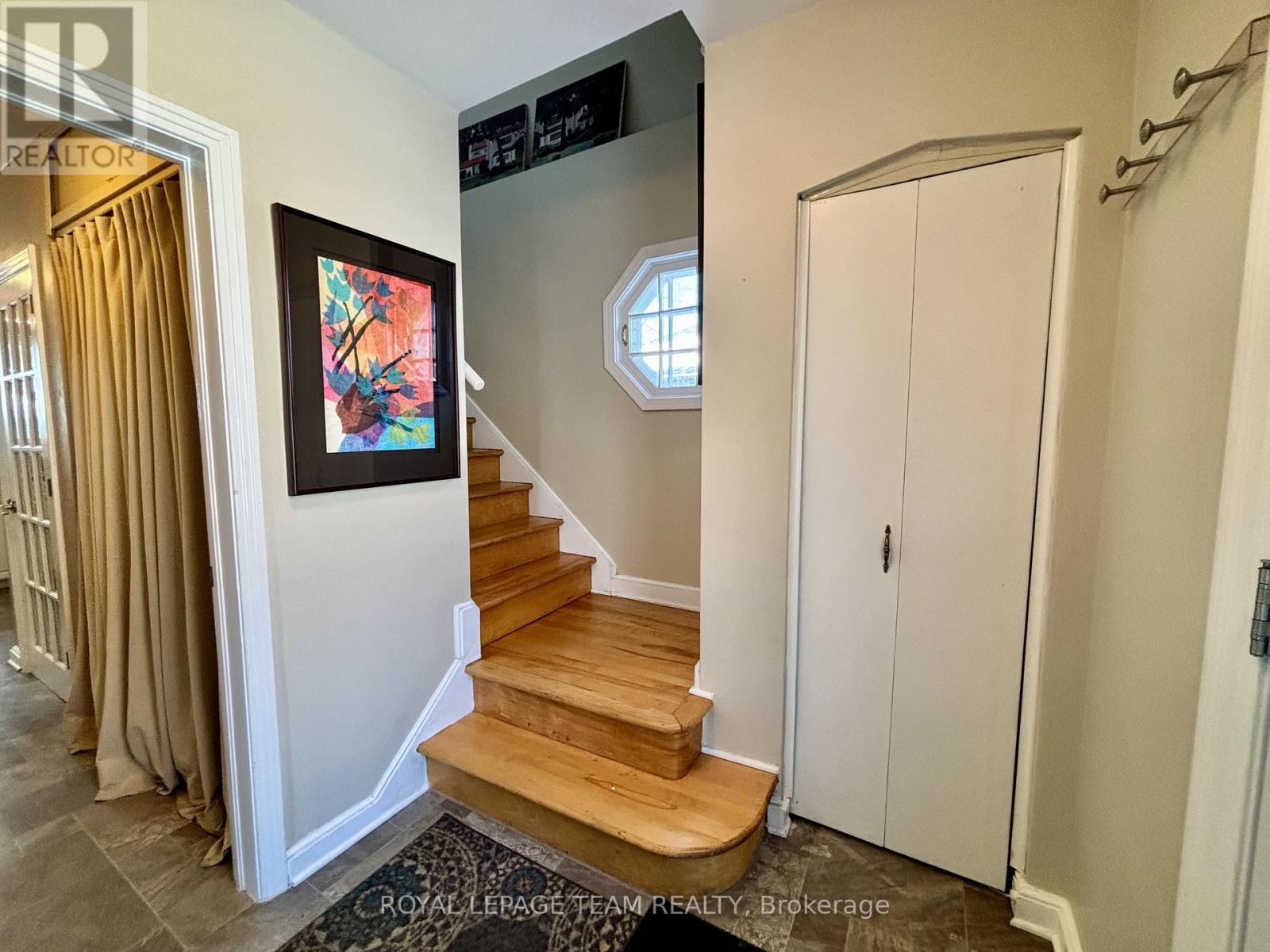 1052 Fisher Avenue, Ottawa, Ontario  K1Z 6P6 - Photo 21 - X12654506