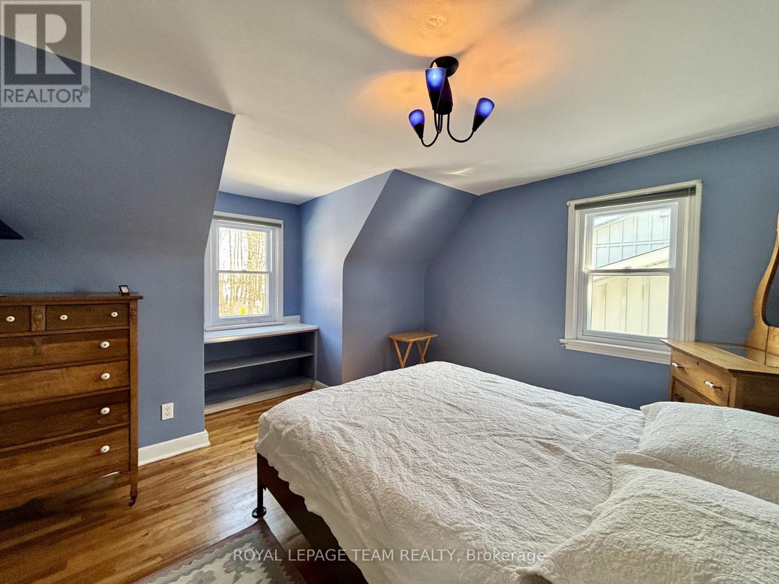 1052 Fisher Avenue, Ottawa, Ontario  K1Z 6P6 - Photo 36 - X12654506