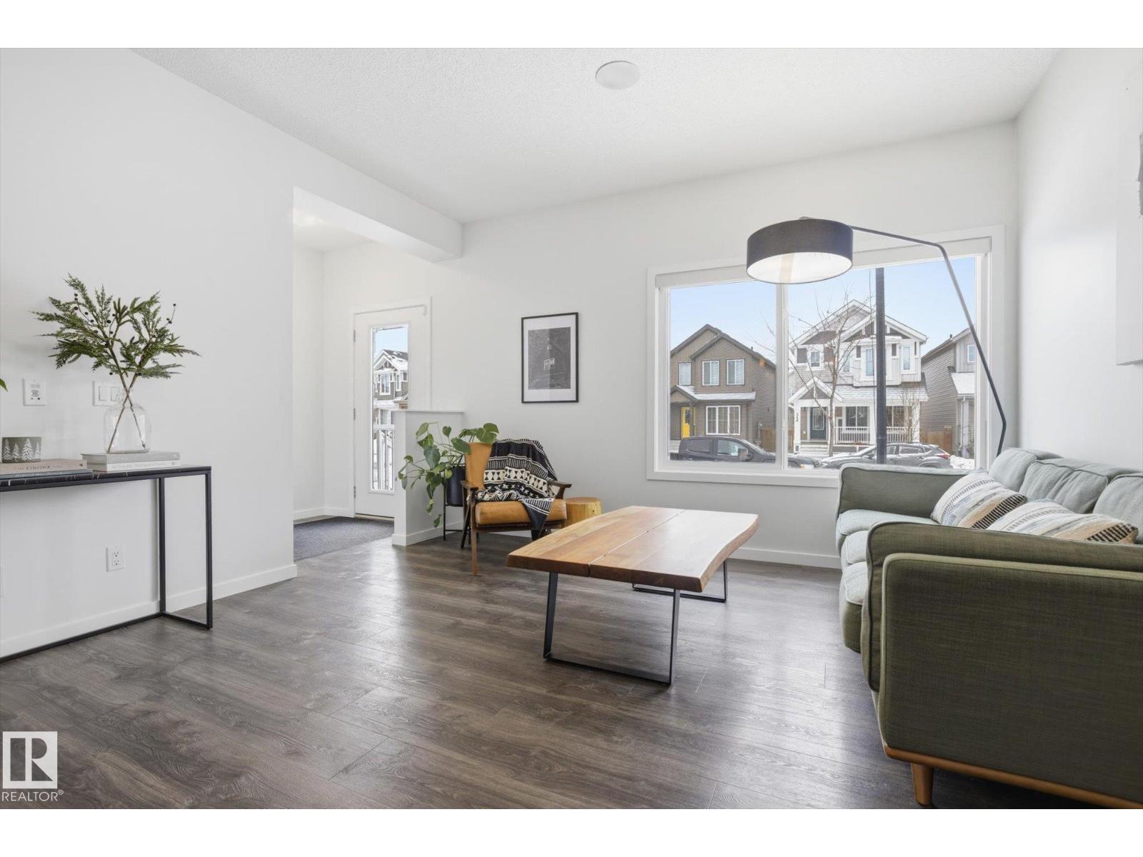 347 Desrochers Bv Sw, Edmonton, Alberta  T6W 3J2 - Photo 8 - E4475858