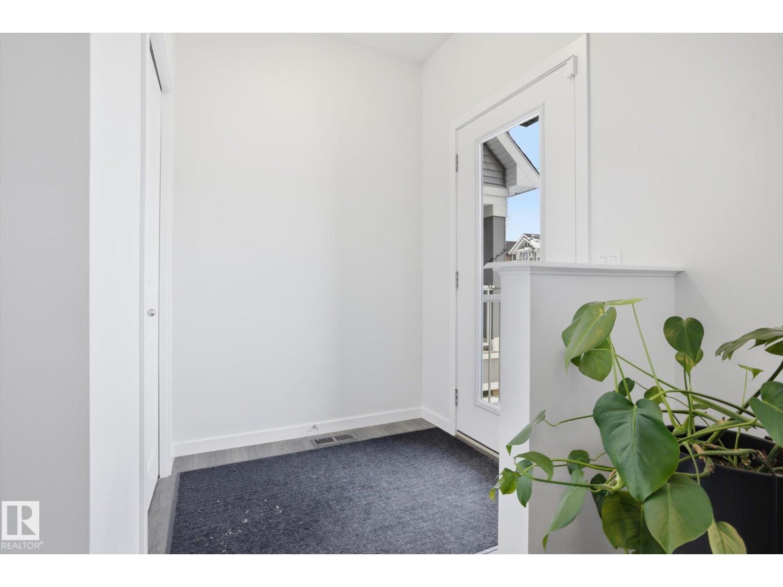 347 Desrochers Bv Sw, Edmonton, Alberta  T6W 3J2 - Photo 4 - E4475858