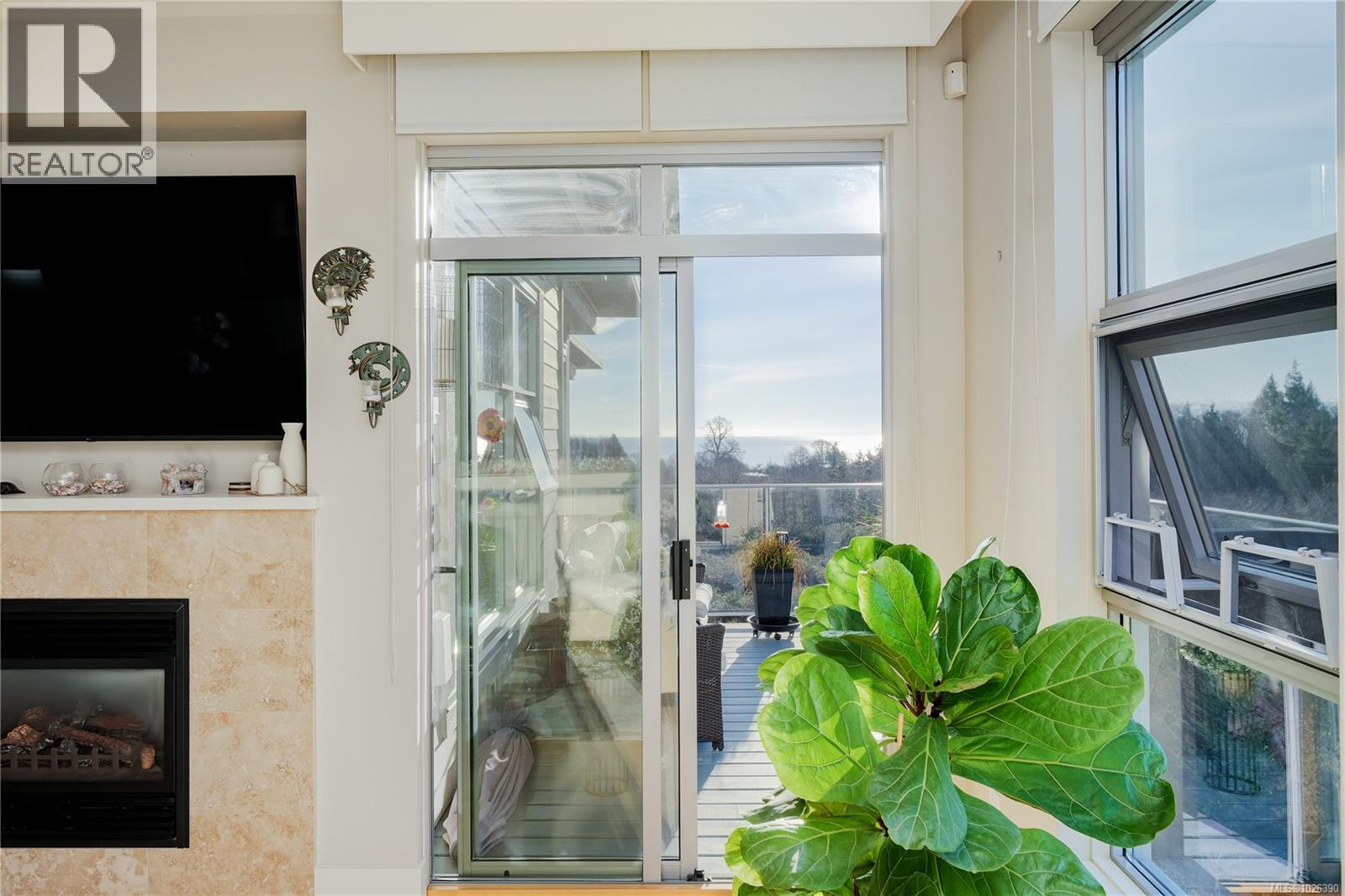 404 3234 Holgate Lane, Colwood, British Columbia  V9C 0A6 - Photo 3 - 1026390