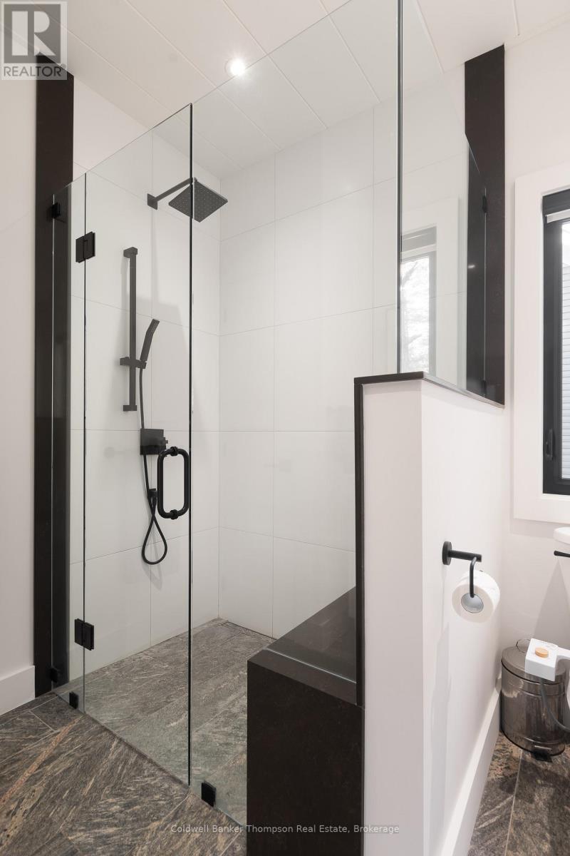 105 Spruce Drive, Huntsville, Ontario  P0B 1L0 - Photo 24 - X12846732