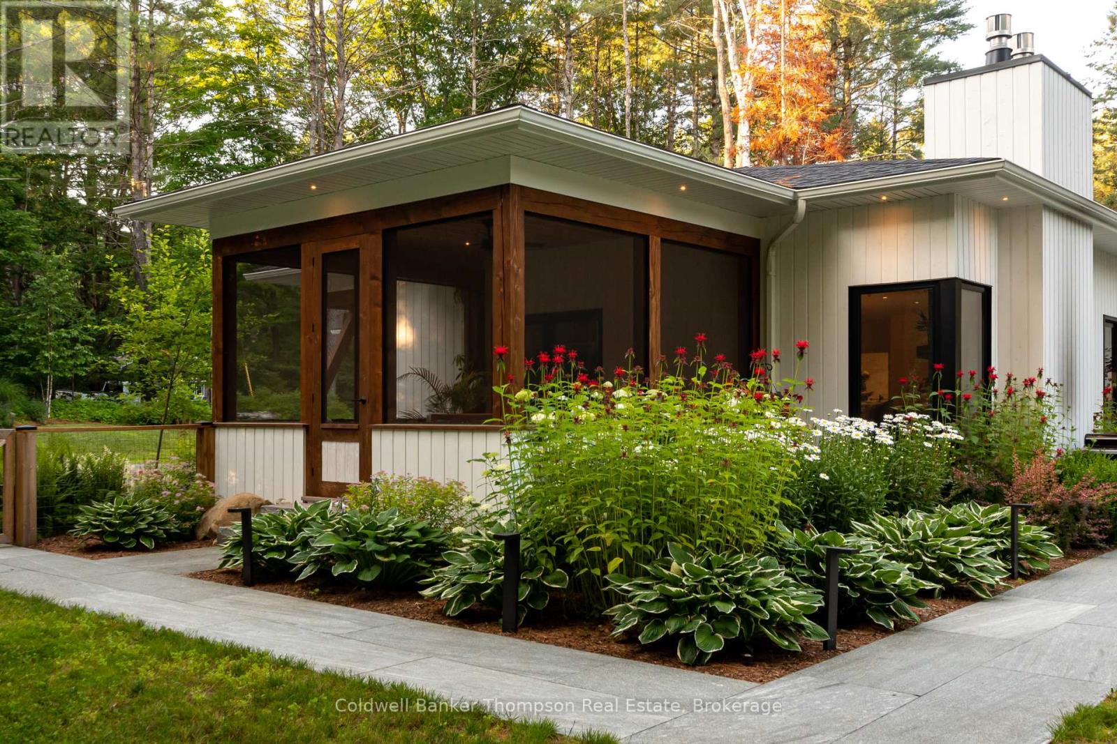 105 Spruce Drive, Huntsville, Ontario  P0B 1L0 - Photo 12 - X12846732