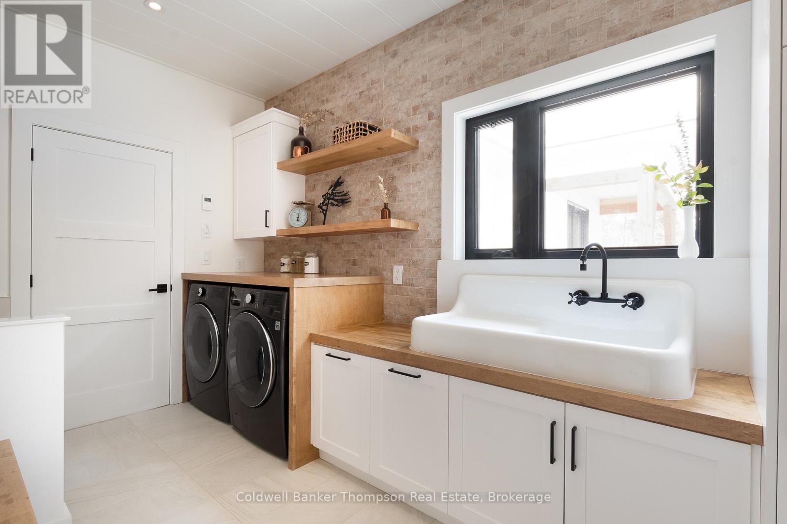 105 Spruce Drive, Huntsville, Ontario  P0B 1L0 - Photo 31 - X12846732