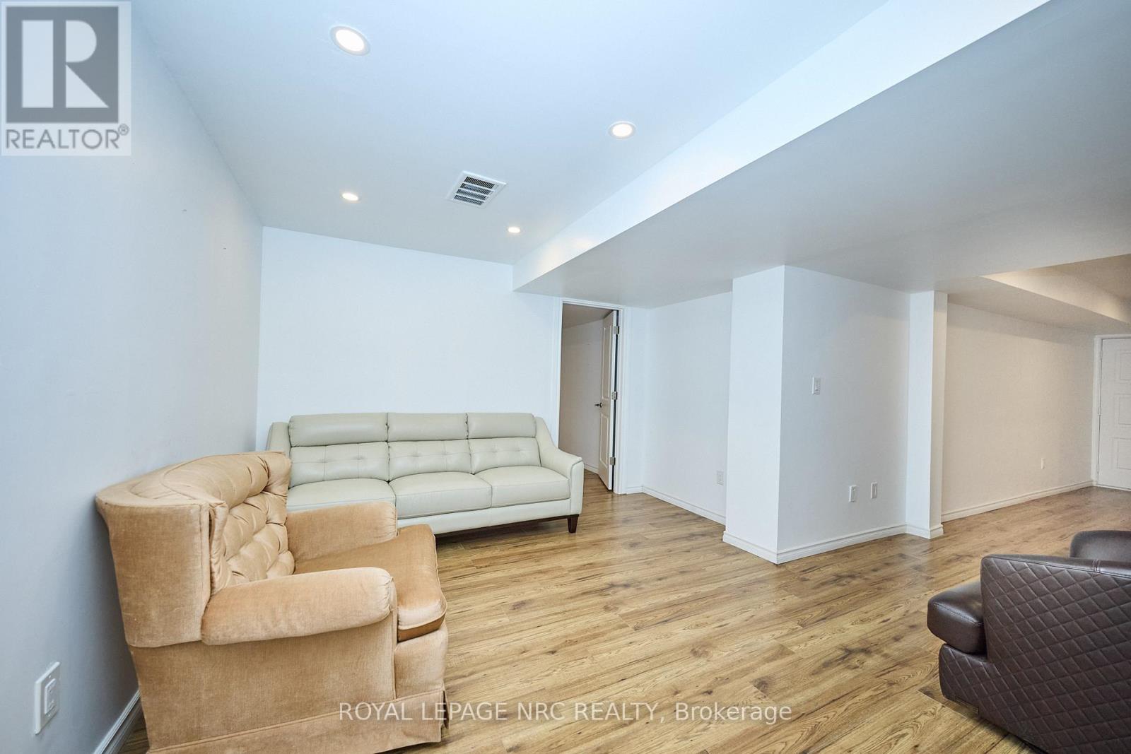 10 Leeson Street, St. Catharines, Ontario  L2T 2R1 - Photo 21 - X12847084