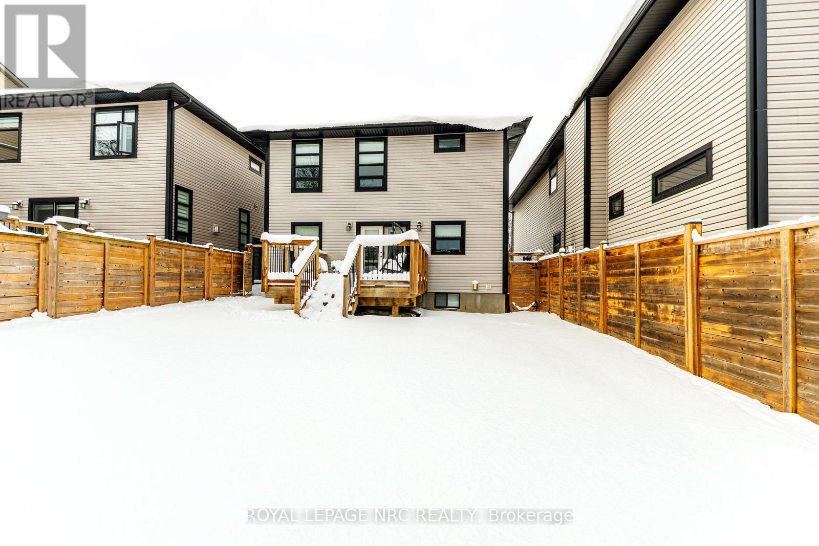 10 Leeson Street, St. Catharines, Ontario  L2T 2R1 - Photo 30 - X12847084