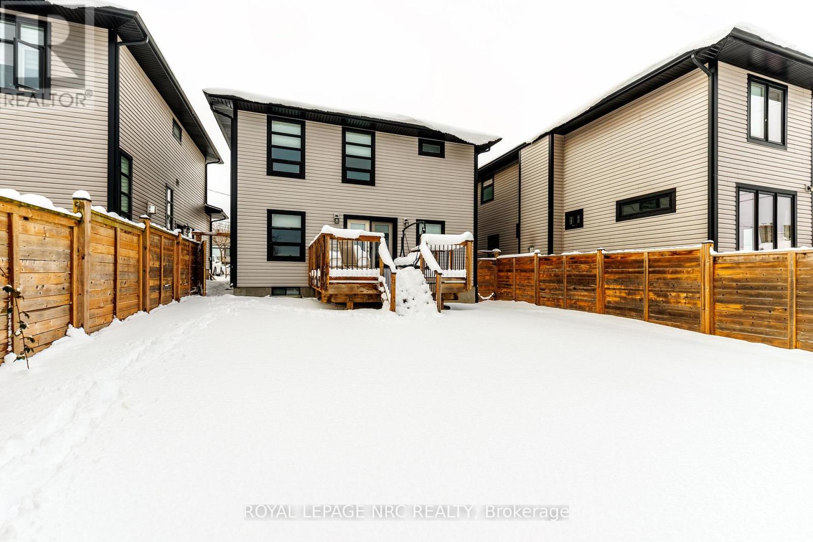 10 Leeson Street, St. Catharines, Ontario  L2T 2R1 - Photo 31 - X12847084