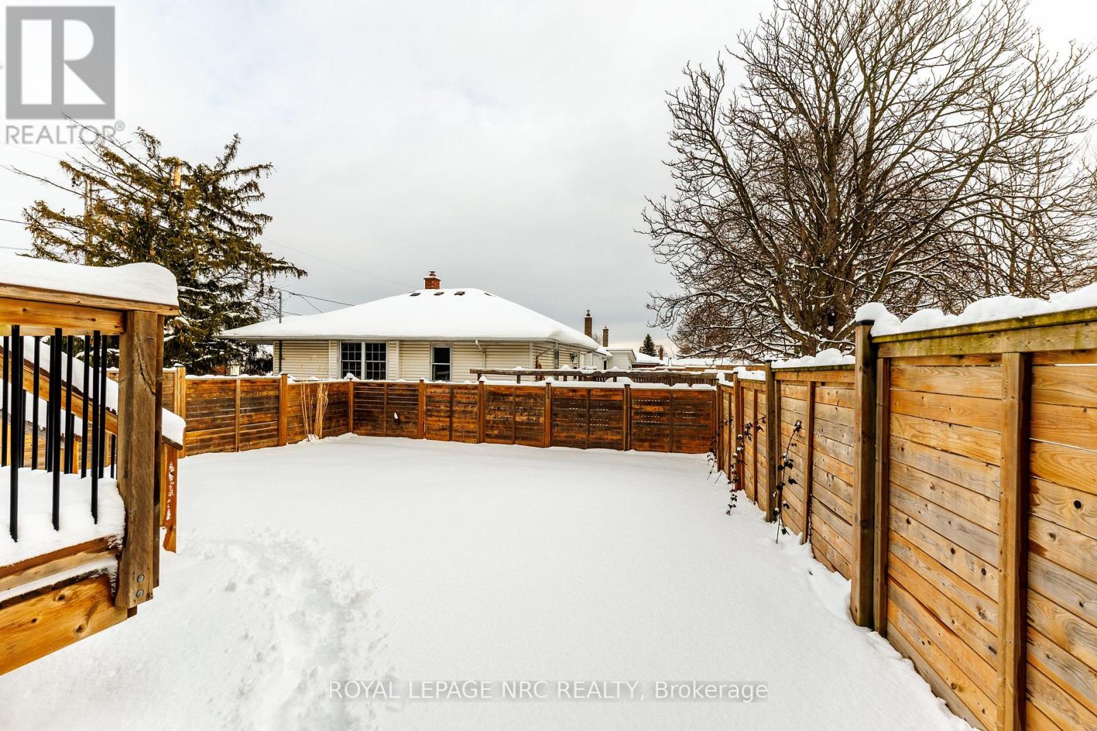 10 Leeson Street, St. Catharines, Ontario  L2T 2R1 - Photo 32 - X12847084