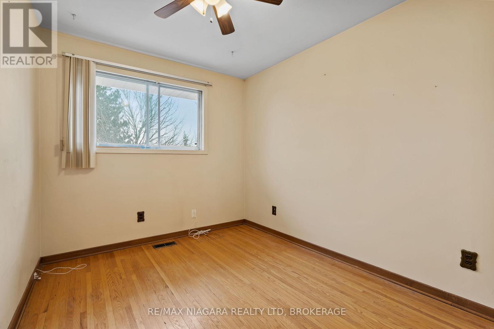 31 Runnymede Road, Port Colborne, Ontario  L3K 5C2 - Photo 11 - X12847094