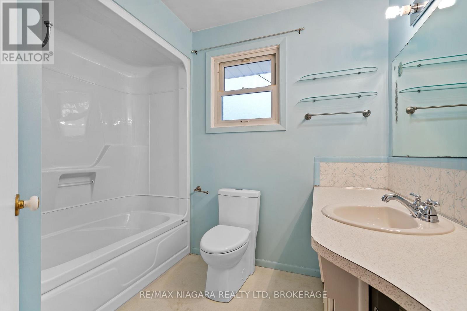 31 Runnymede Road, Port Colborne, Ontario  L3K 5C2 - Photo 14 - X12847094