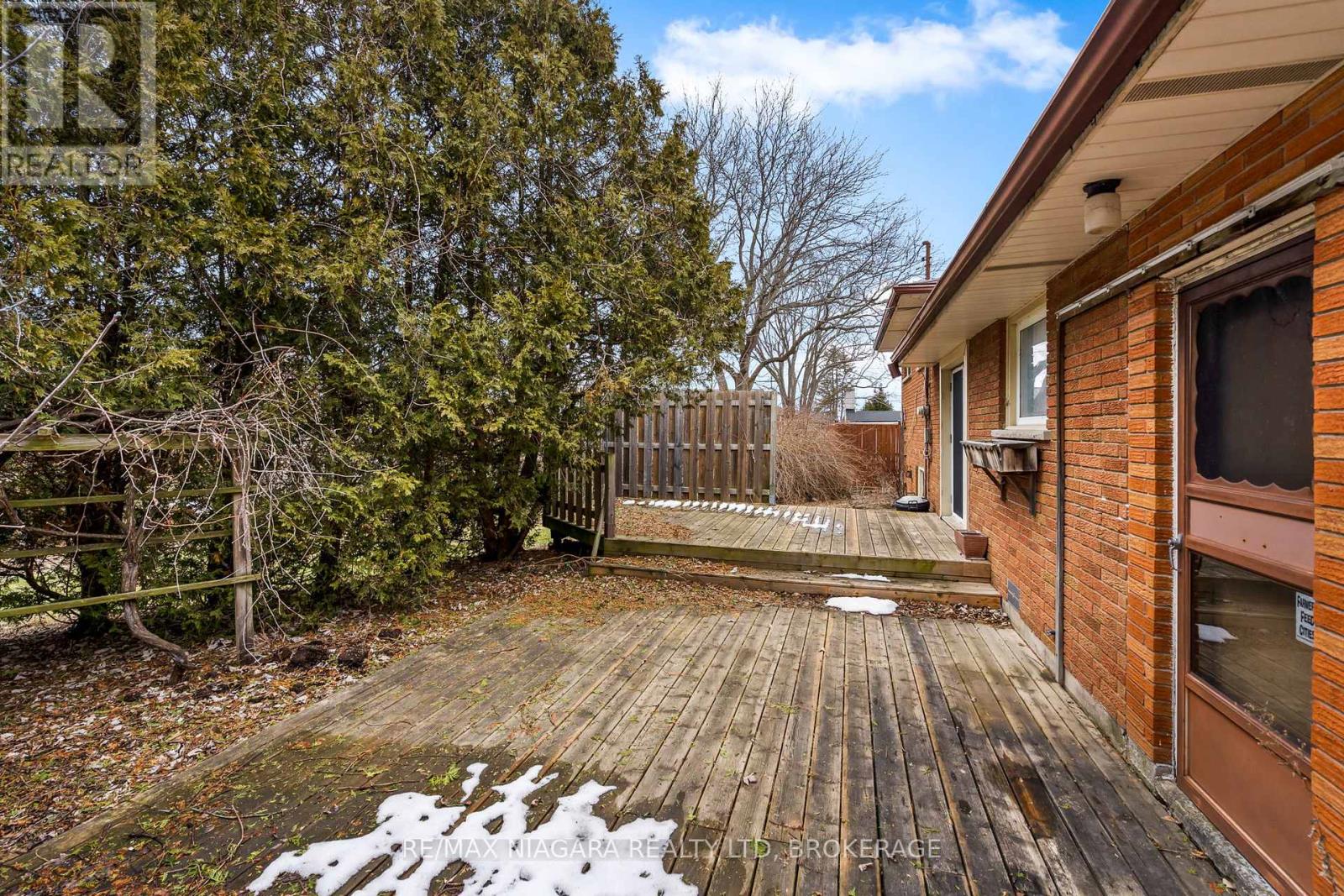 31 Runnymede Road, Port Colborne, Ontario  L3K 5C2 - Photo 20 - X12847094