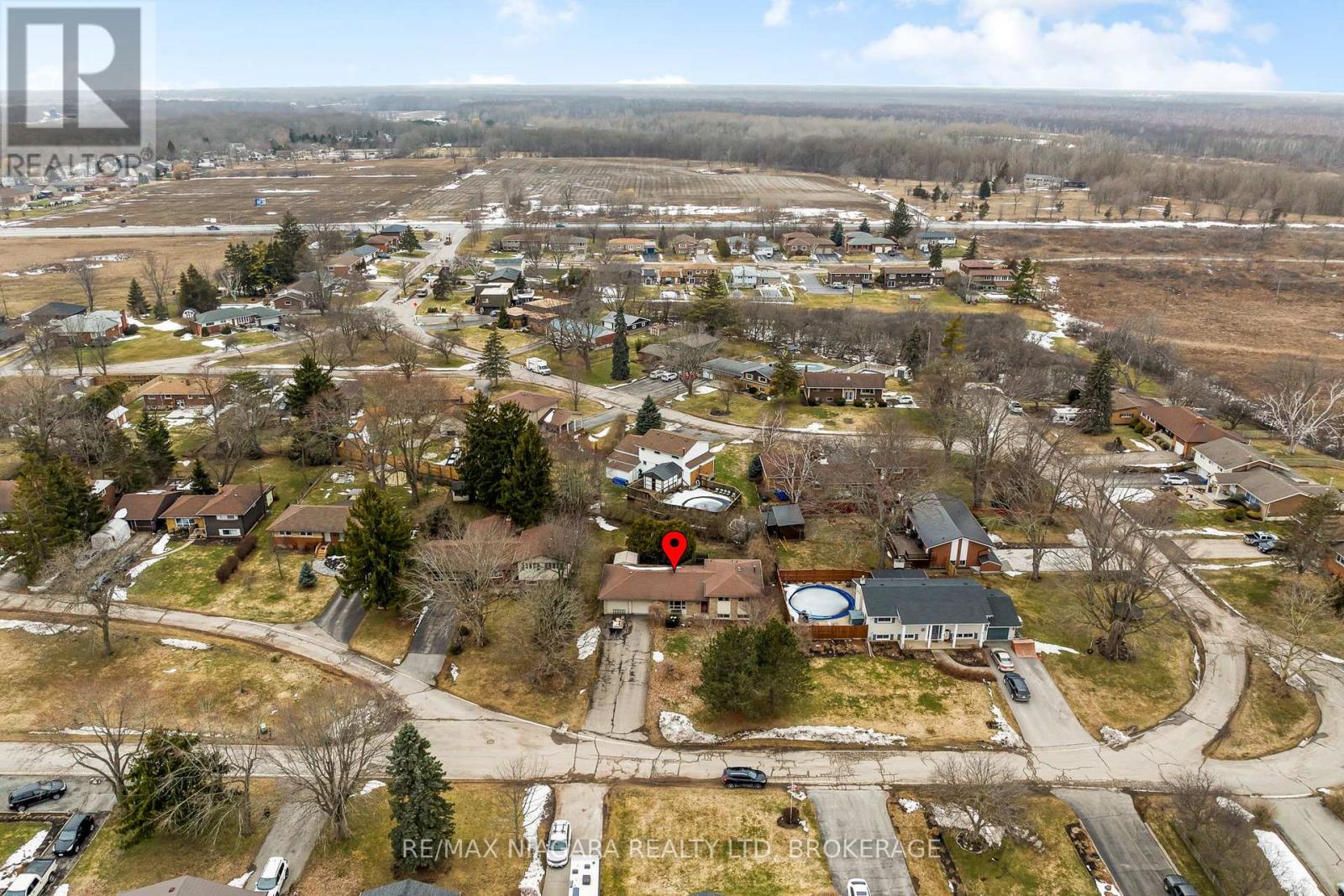 31 Runnymede Road, Port Colborne, Ontario  L3K 5C2 - Photo 25 - X12847094