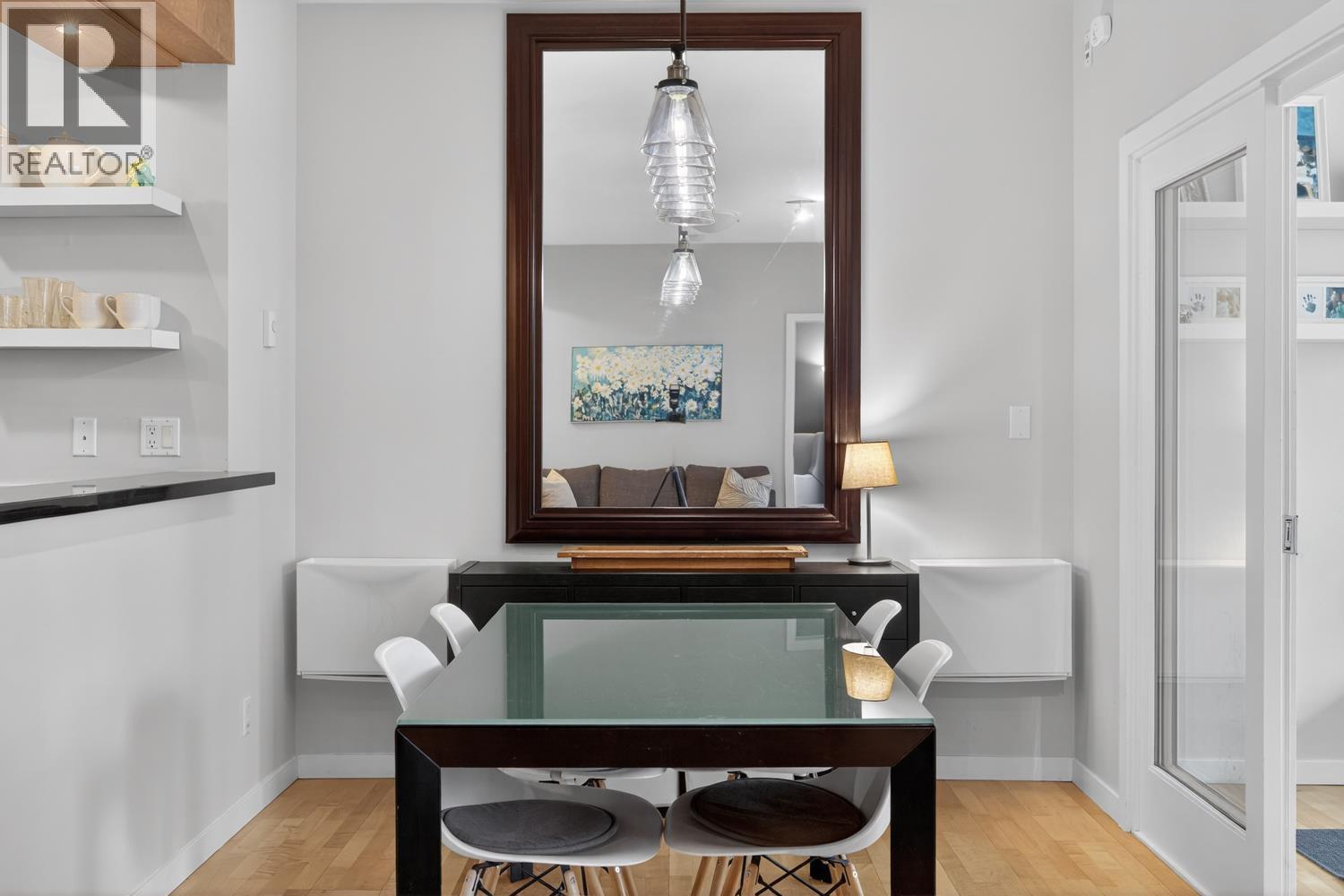 222 560 Raven Woods Drive, North Vancouver, British Columbia  V7G 2T3 - Photo 4 - R3096438