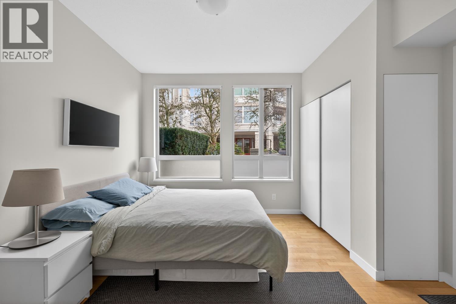 222 560 Raven Woods Drive, North Vancouver, British Columbia  V7G 2T3 - Photo 9 - R3096438