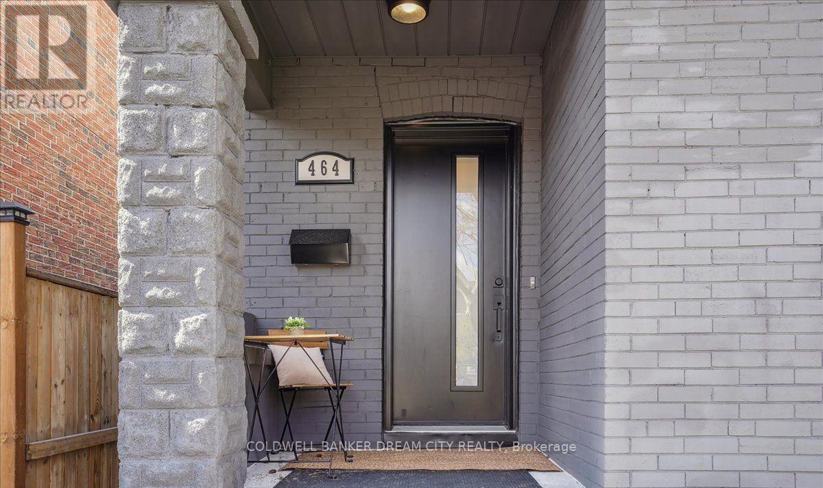 Upper - 464 Maybank Avenue, Toronto, Ontario  M6N 3S8 - Photo 23 - W12835598