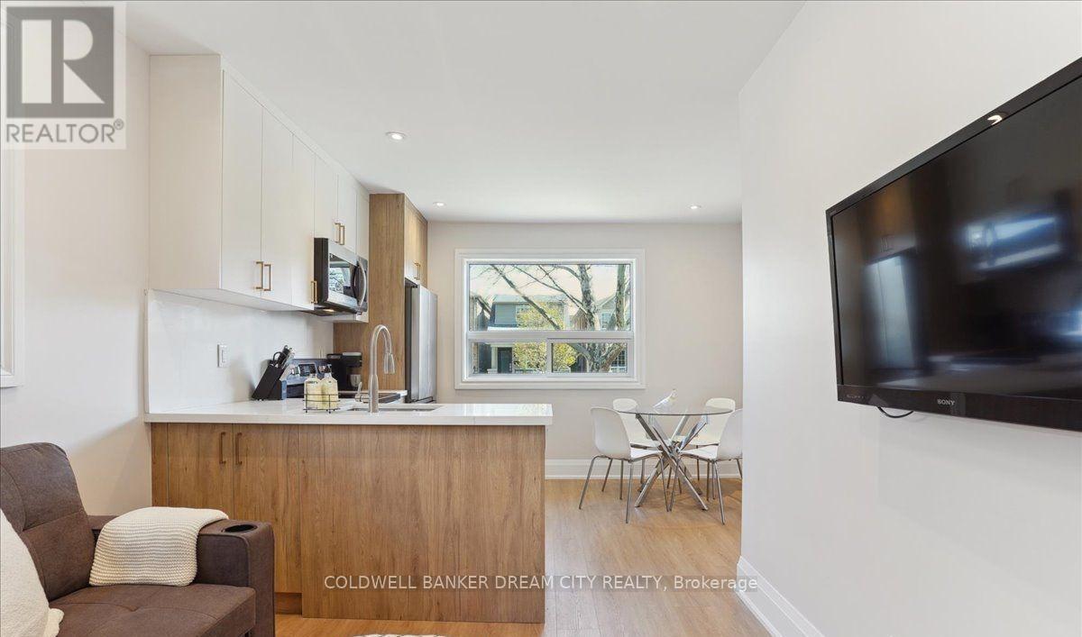 Upper - 464 Maybank Avenue, Toronto, Ontario  M6N 3S8 - Photo 18 - W12835598