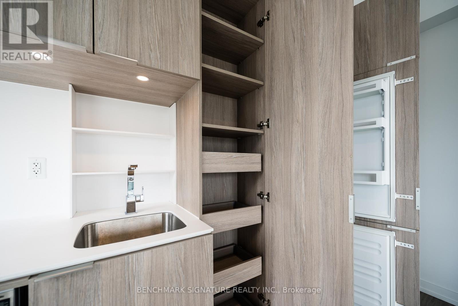 2810 - 77 Shuter Street, Toronto, Ontario  M5B 0B8 - Photo 22 - C12847074