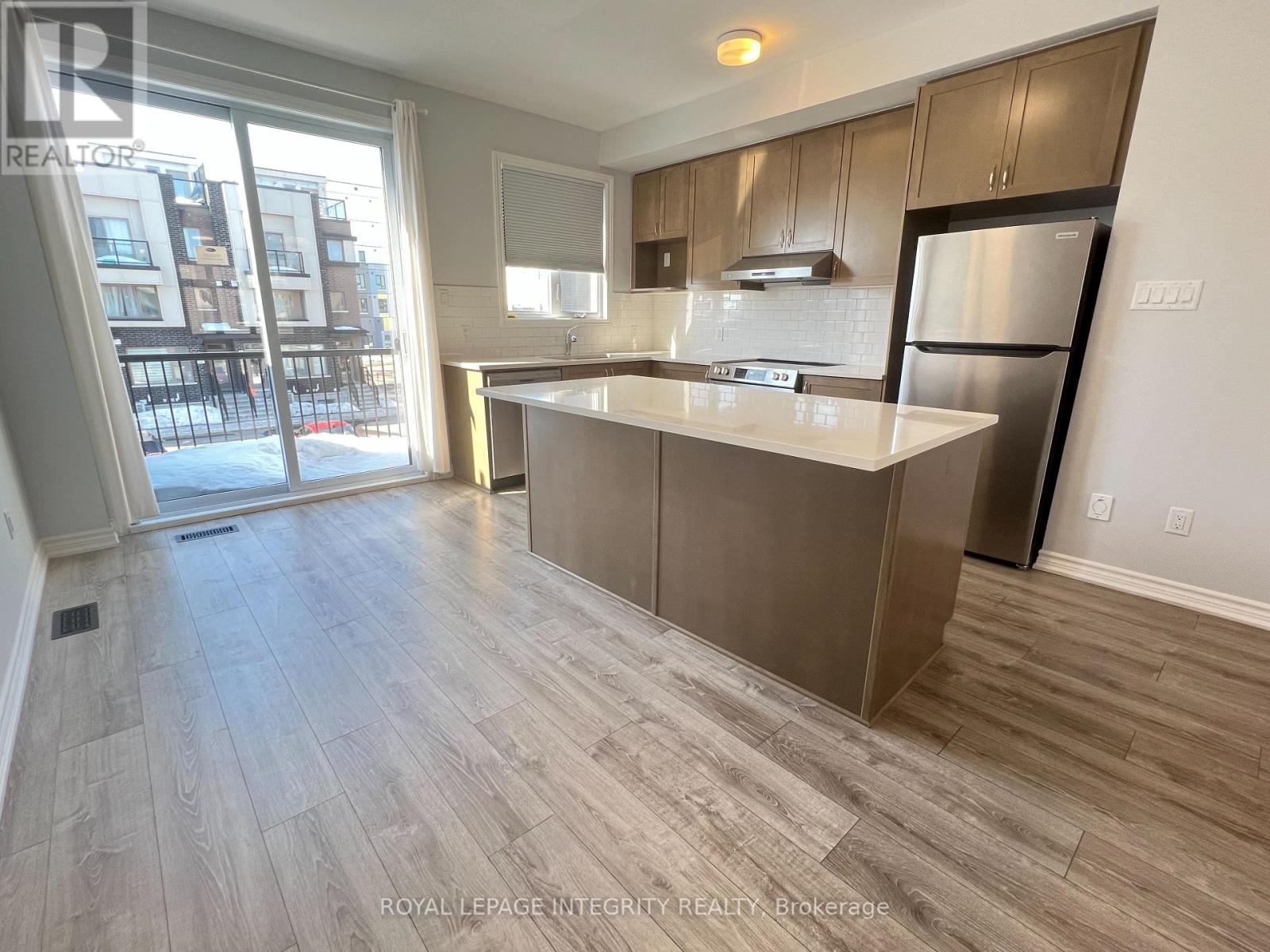 913 Moses Tennisco Street, Ottawa, Ontario  K1K 5A8 - Photo 6 - X12791994