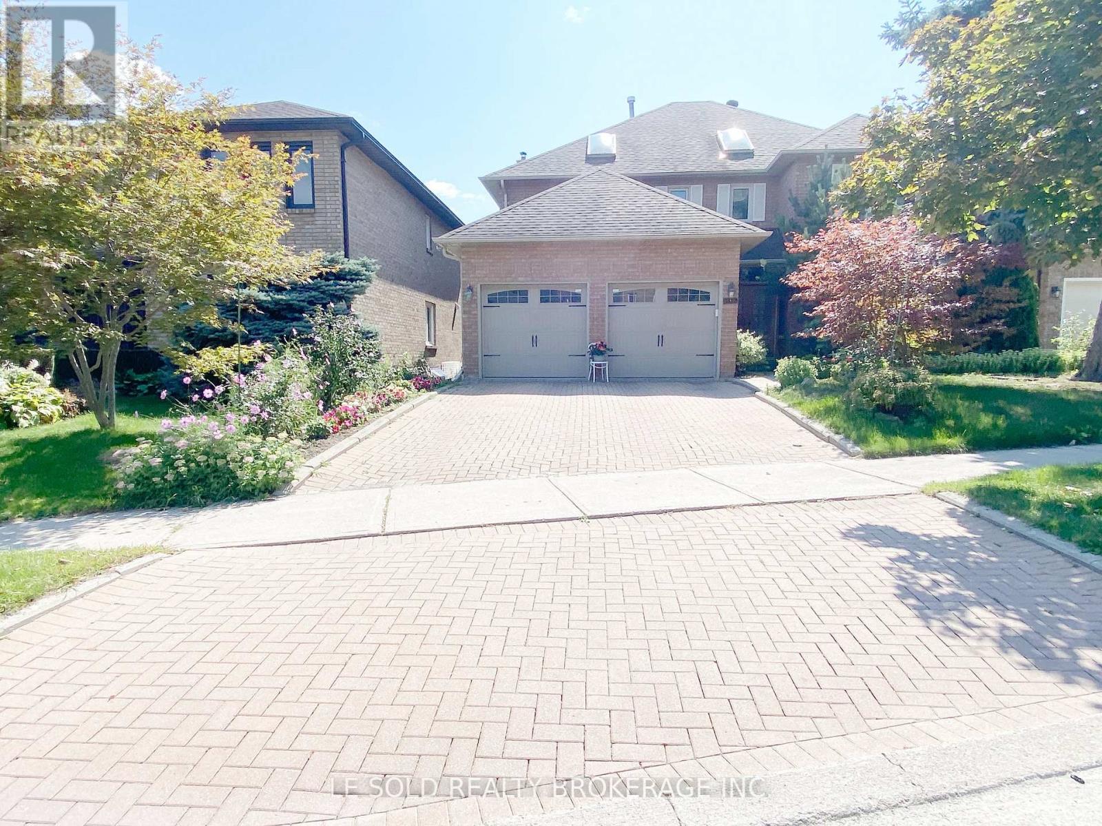 2ND FLOOR ROOM - 347 FERN AVENUE, Richmond Hill, Ontario