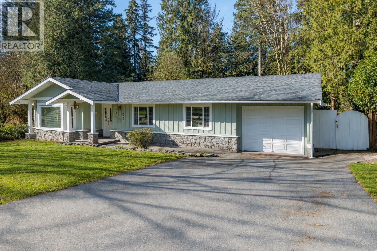 40409 PERTH DRIVE, Squamish, British Columbia