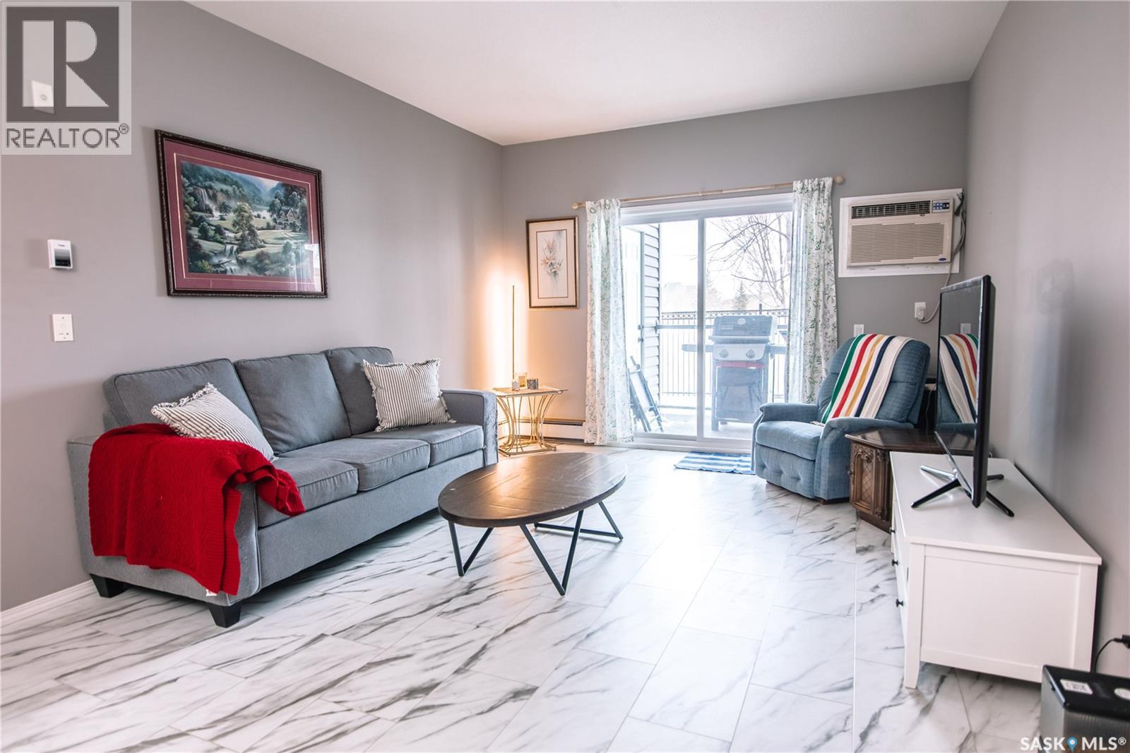 110W 1300 Stockton STREET N, regina, Saskatchewan