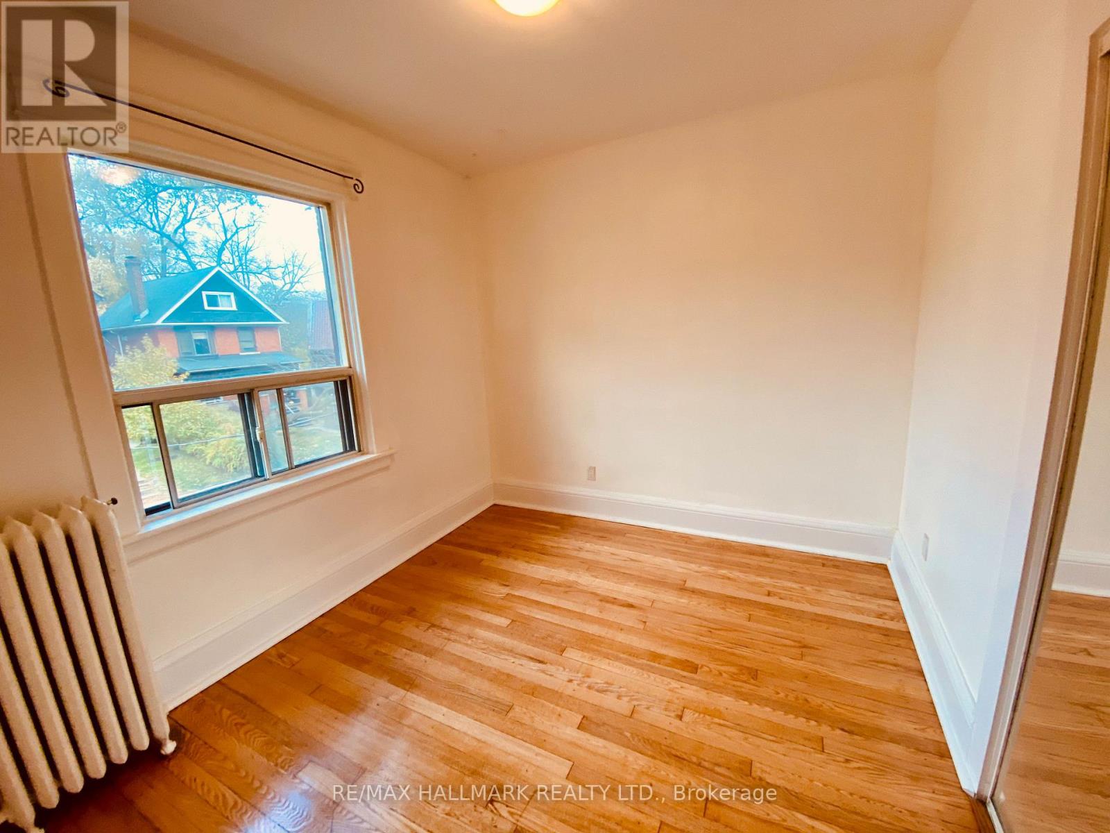 4 - 20 Triller Avenue, Toronto, Ontario  M6K 3B8 - Photo 6 - W12847098