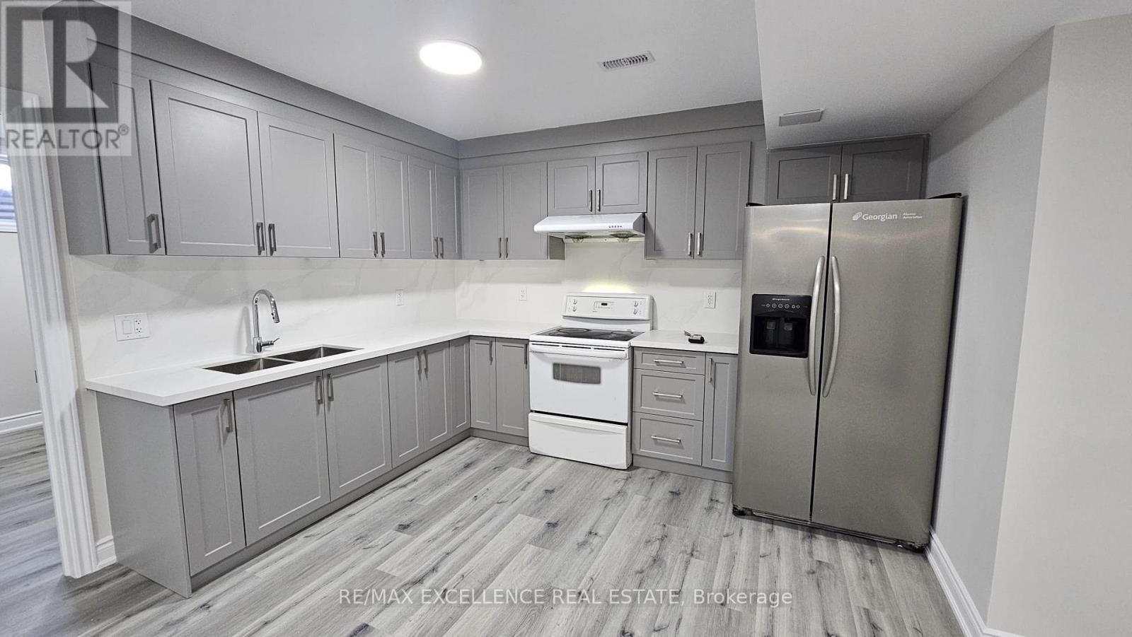 Lower - 325 Johnson Drive, Barrie, Ontario  L4M 7A2 - Photo 6 - S12830446