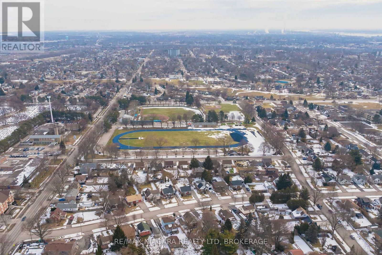 5781 Morden Drive, Niagara Falls, Ontario  L2E 3C8 - Photo 42 - X12845350