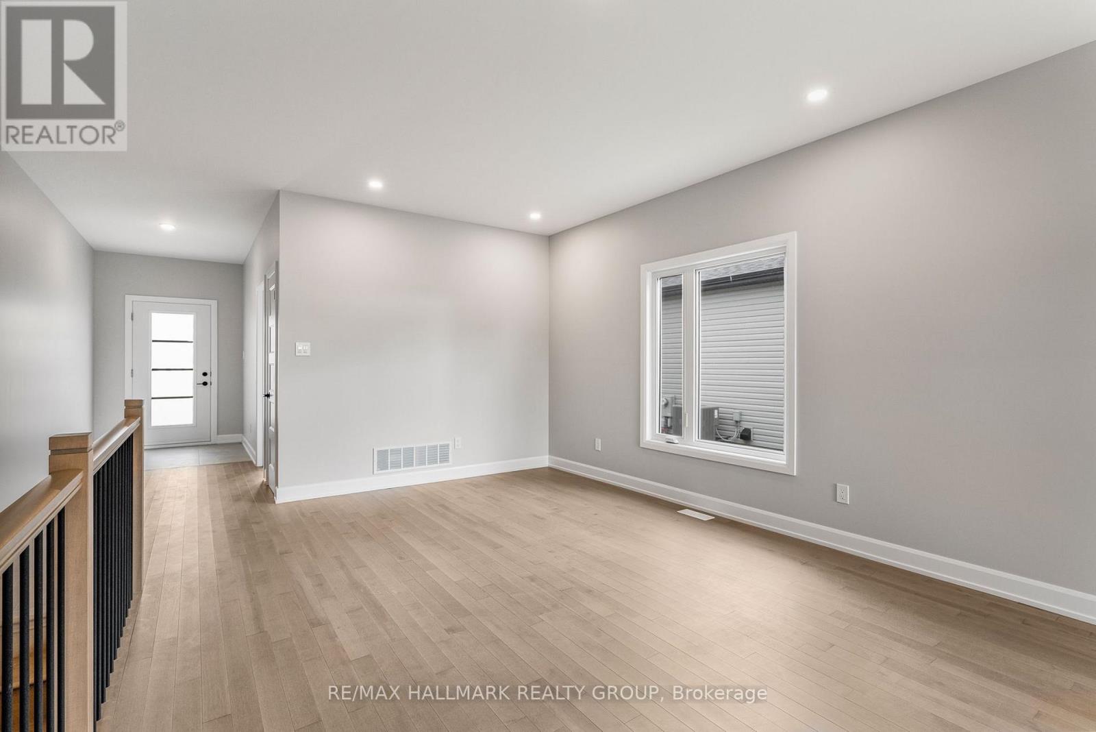 324 Zakari Street, Casselman, Ontario  K0A 1M0 - Photo 10 - X12847104