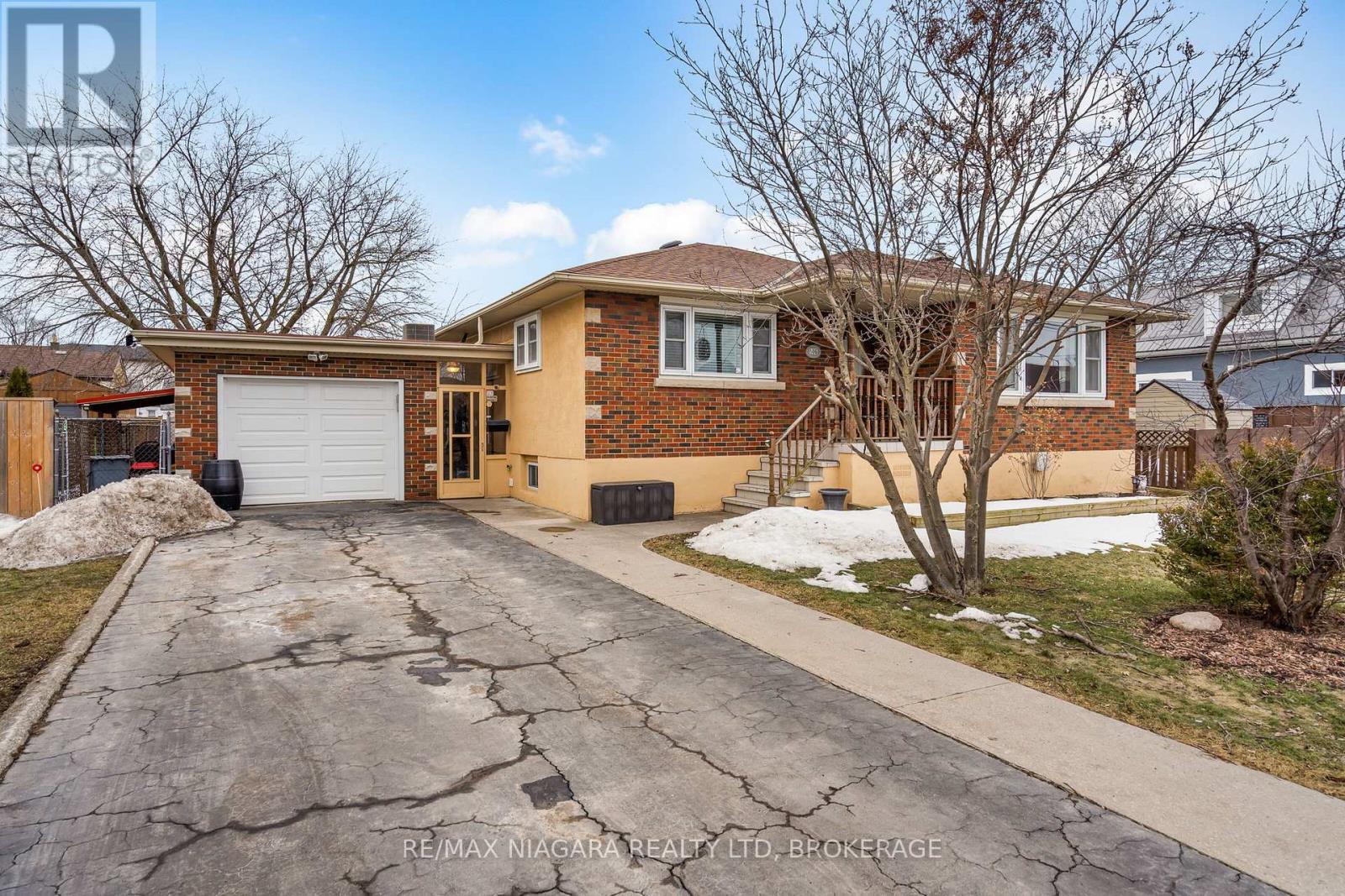 506 MAIN STREET W, Port Colborne, Ontario