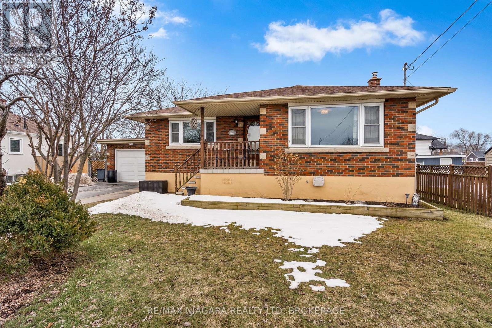 506 Main Street W, Port Colborne, Ontario  L3K 3W6 - Photo 2 - X12847114