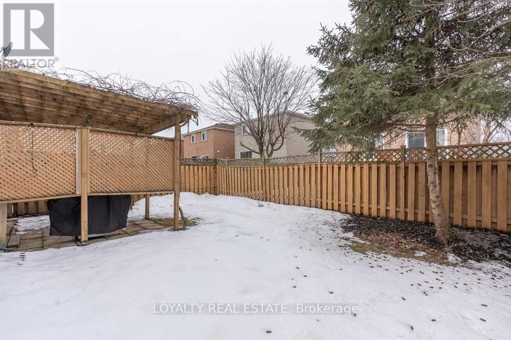 1540 Marshcourt Drive, Pickering, Ontario  L1V 6C6 - Photo 4 - E12847102