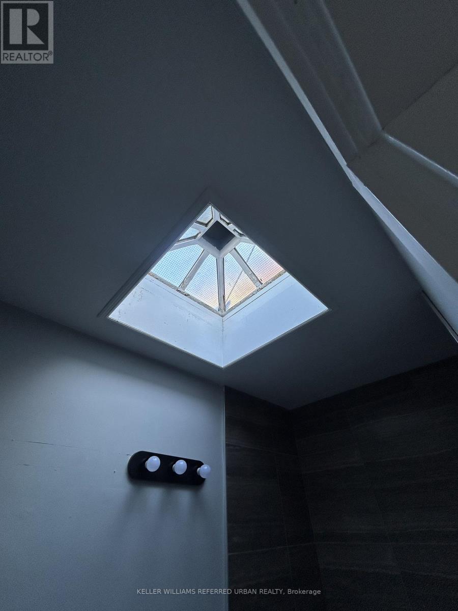 5 - 10140 Yonge Street, Richmond Hill, Ontario  L4C 1T6 - Photo 9 - N12847122