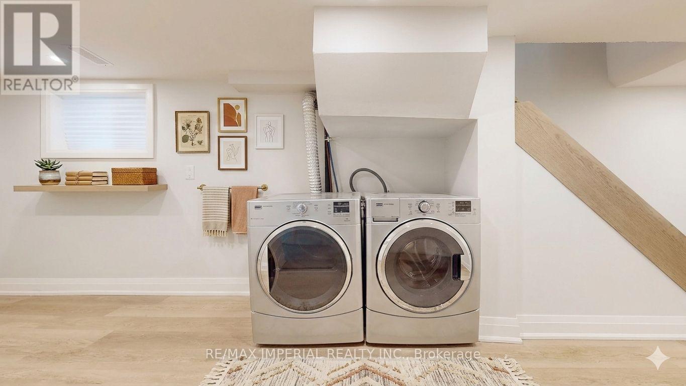 9 Lesmount Avenue, Toronto, Ontario  M4J 3V5 - Photo 27 - E12662344